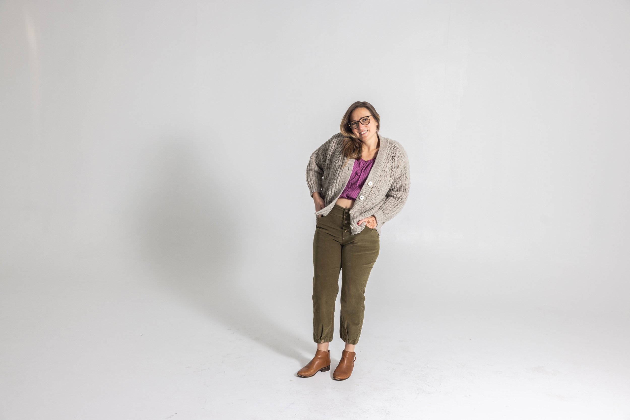 Foxlilie-womens-ava-trouser-moss-corduroy-lifestyle-layered-front.jpg