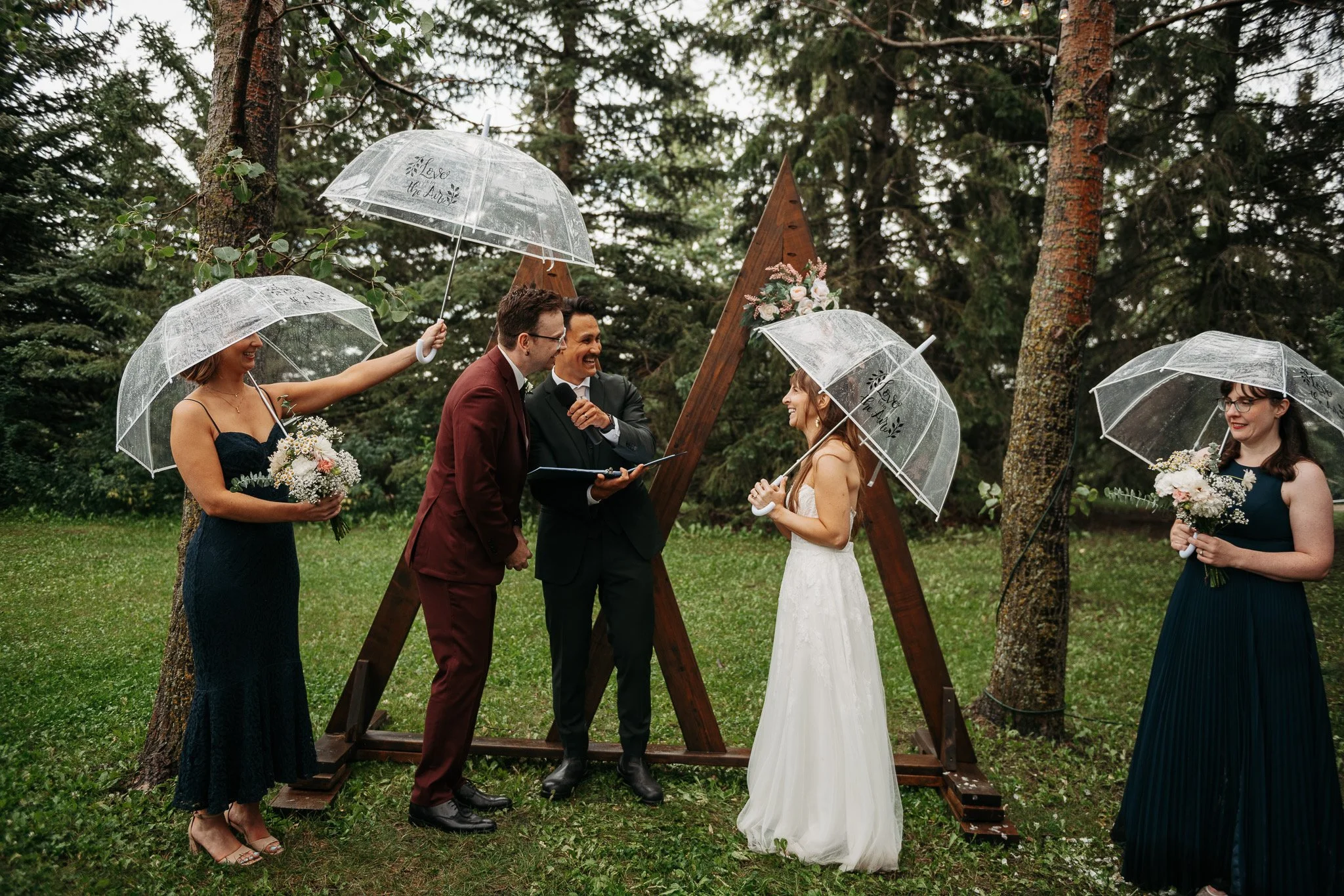 Beautiful Forest Ceremony for Kelsey & Dustin
08.08.25
Photographer: @emilywalcot.photo