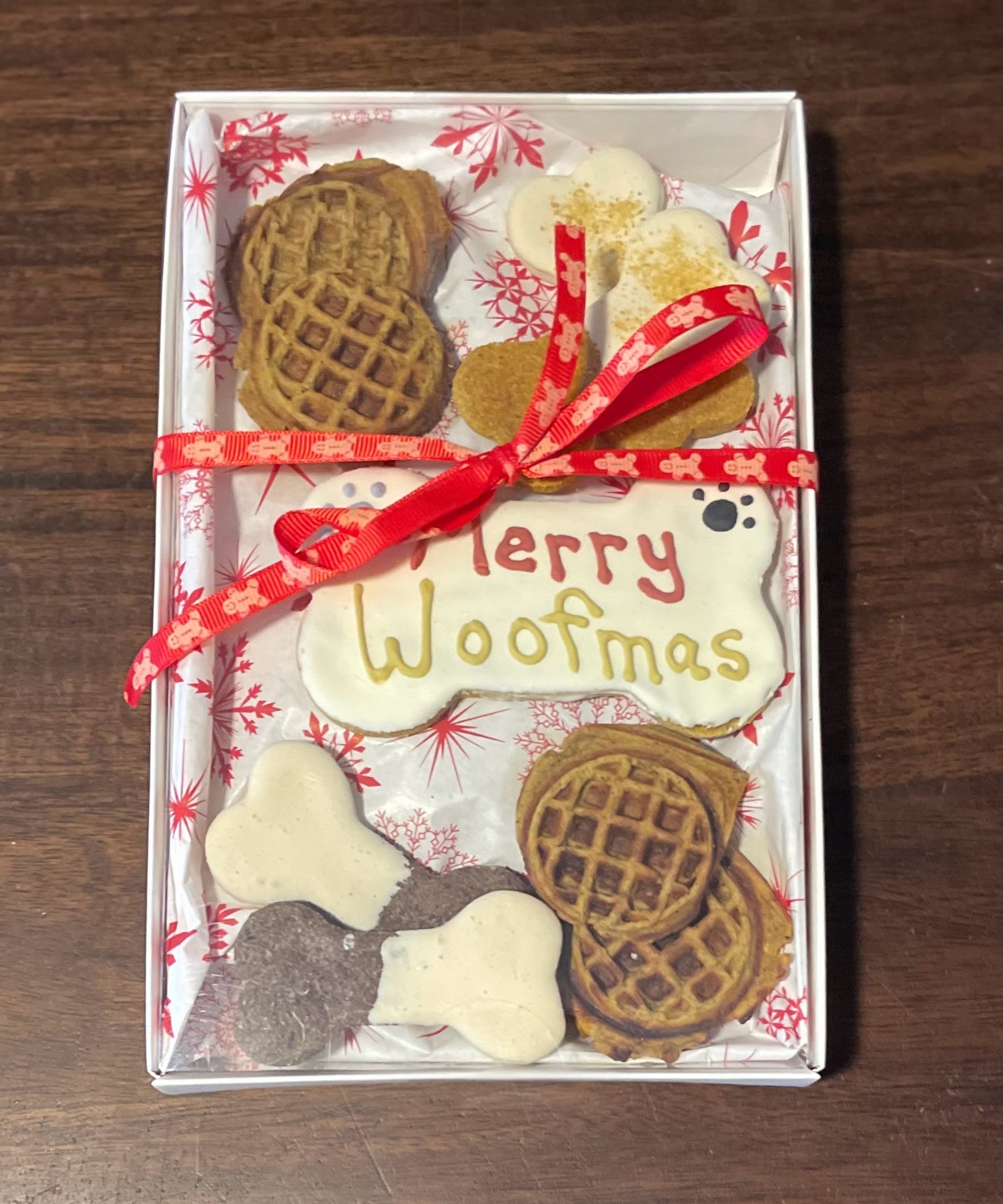 Merry Woofmas Gift Box.jpg