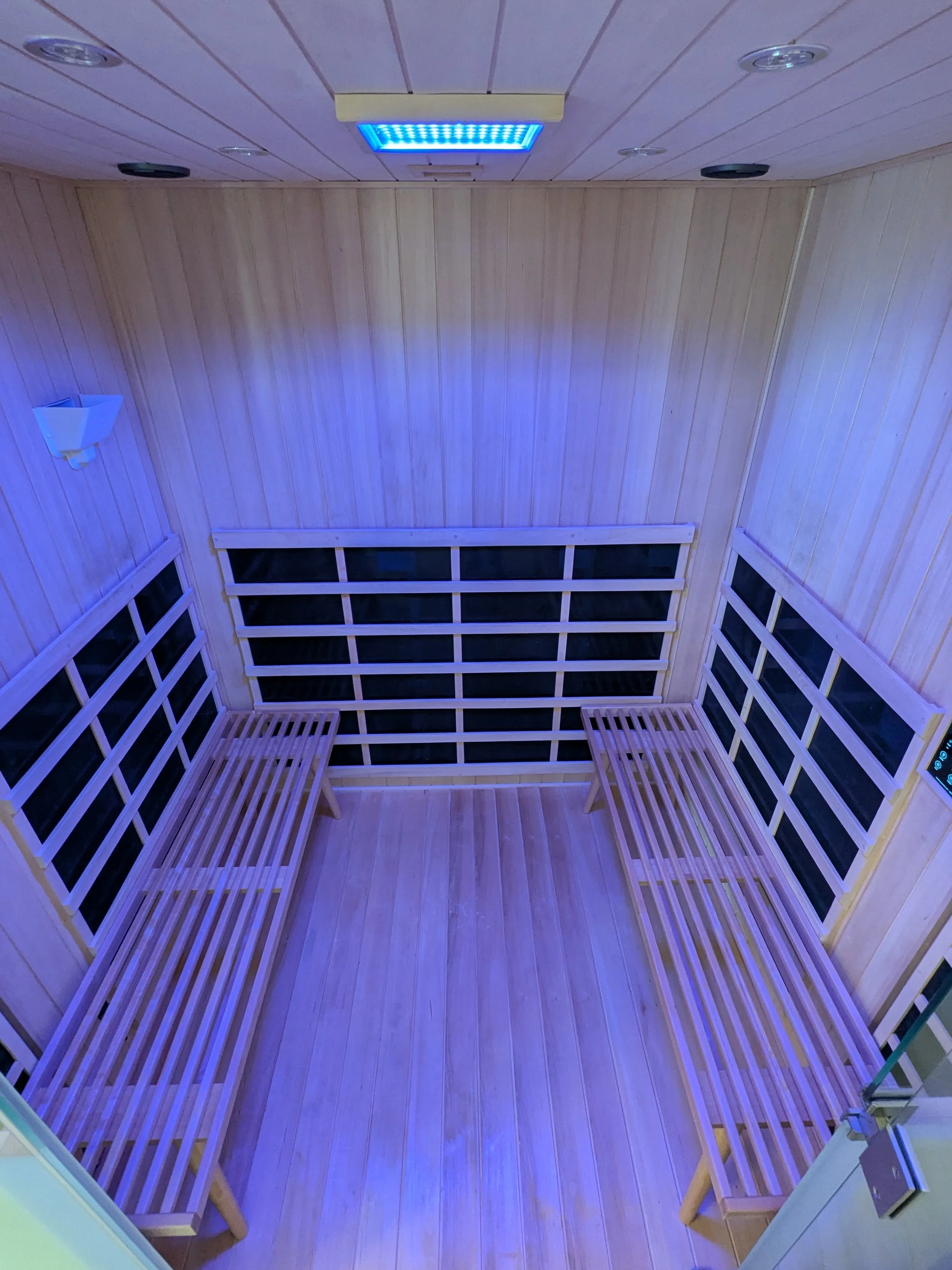 Full Spectrum Infrared Sauna for 1-6 Guests with Blue Light Chromotherapy