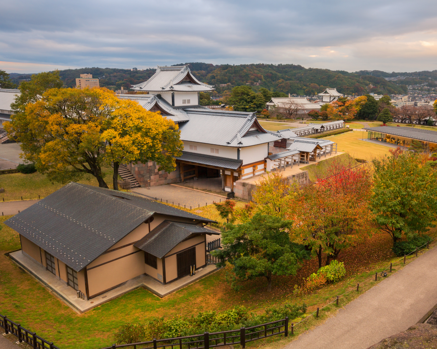 Kanazawa Castle Park.png