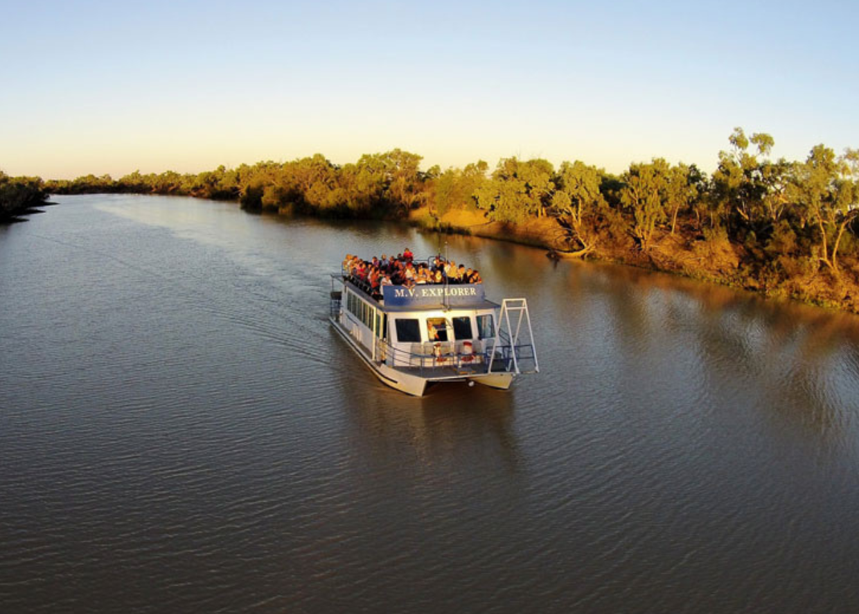 SIGNATURE LONGREACH &amp; WINTON