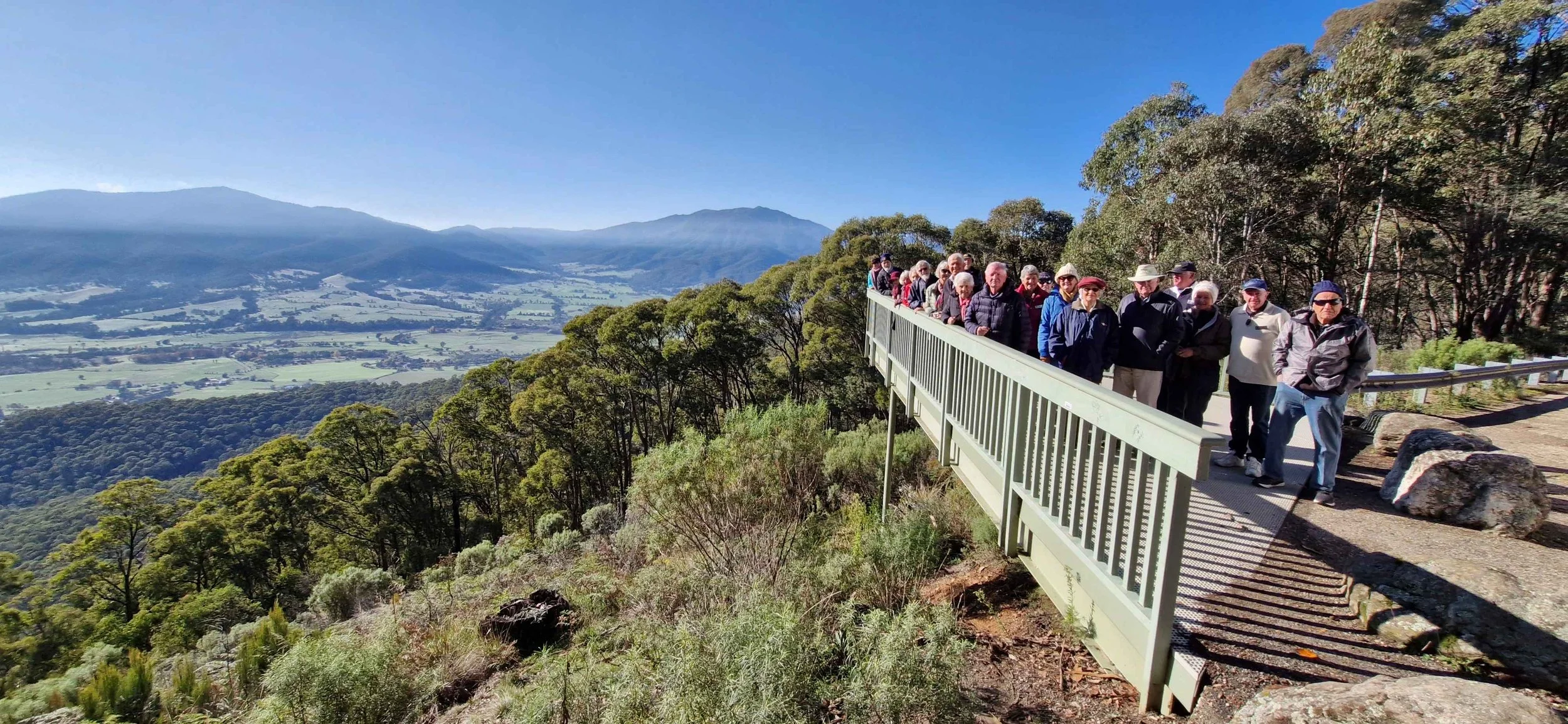 Sullivans lookout group photo.jpg