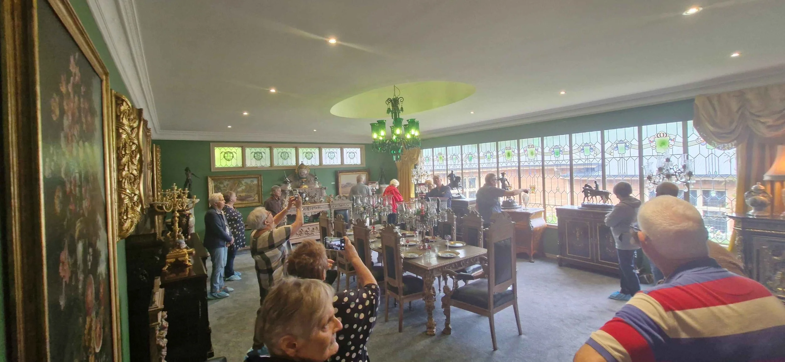 stokes dinning room.jpg
