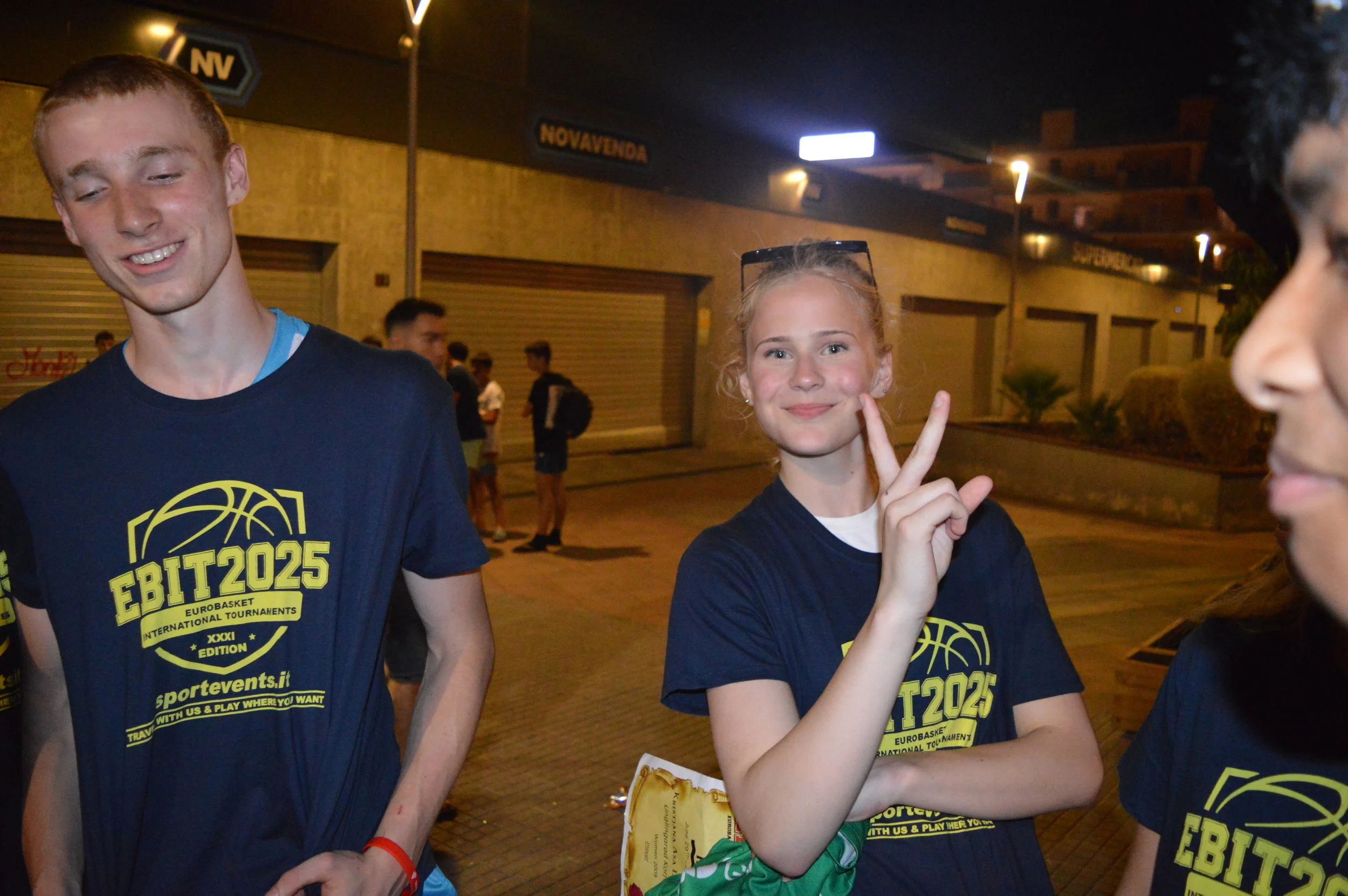 Making friends from other countries!.JPG