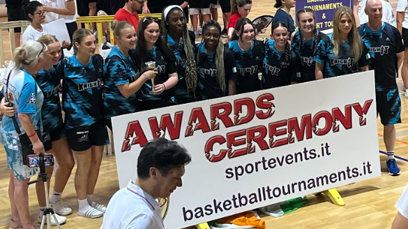 2.U18 G at closing.PNG
