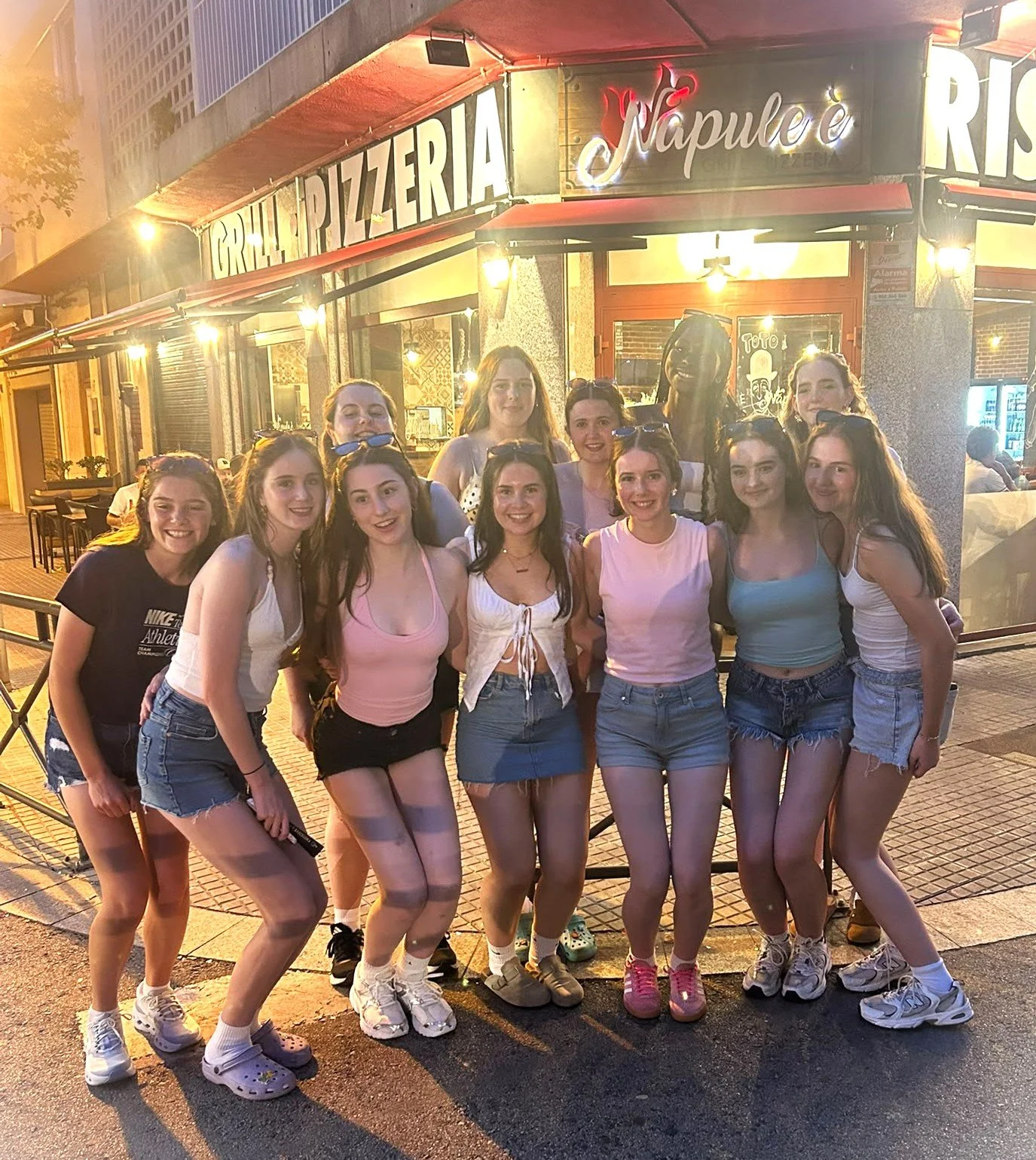 U16 Girls team meal night.jpeg