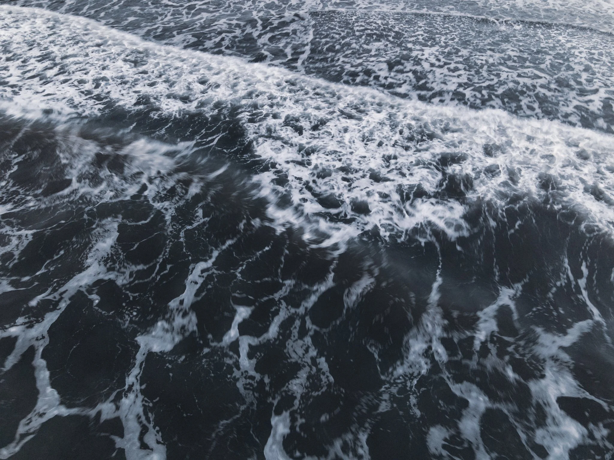 Shot by @ambluu-504.jpg