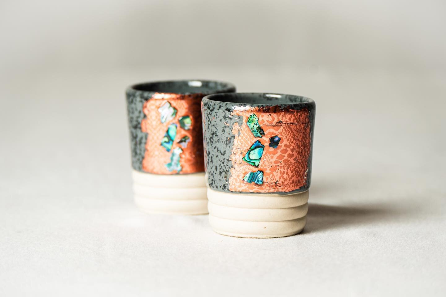 Perfect for a Holiday&rsquo;s 🎁 

Mezcaleros with copper &amp; Abulon seashell by contemporary artist Minerva Ay&oacute;n. This set was specially made during her exhibition in Contemporary Art Museum Carillo Gil in Mexico City. 

FINDS &amp; ART  co