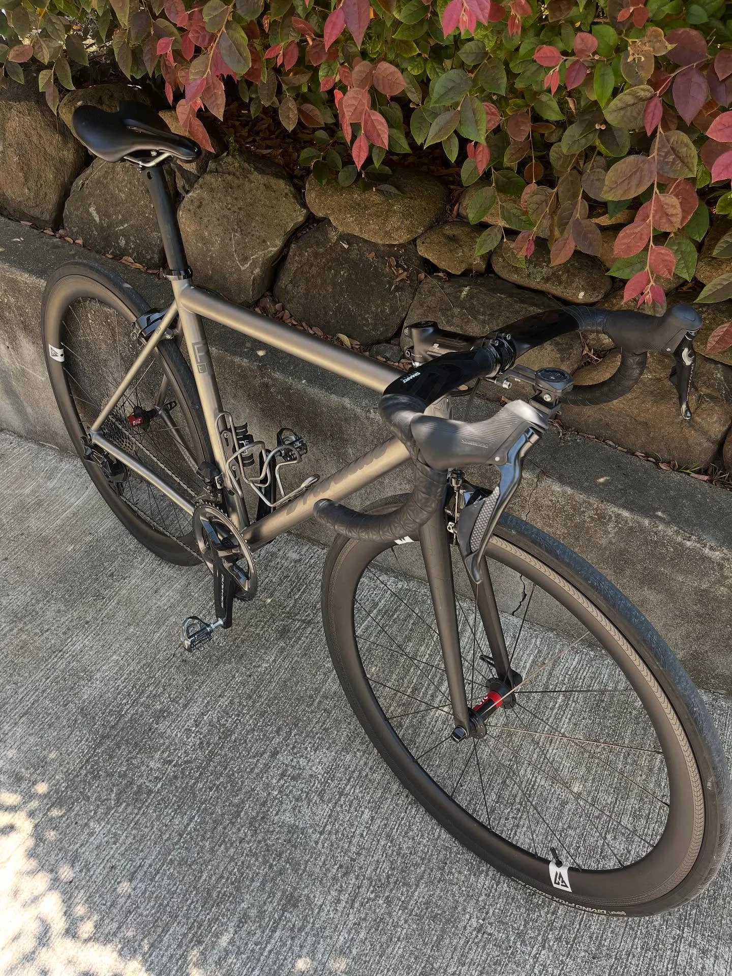 Unnecessary upgrades: ceramic bearings are really nice and very smooth, but if youre not an elite level Tour de France rider, you’re probably not gonna see the 5-10 watts gain from the rolling efficiency. Also, theyre higher maintenance. Such i