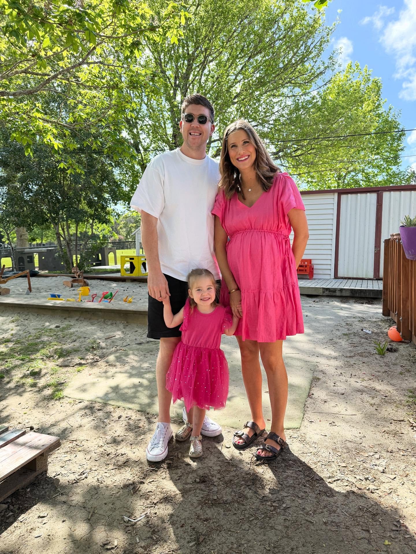 A few snaps from our girls wee partay! Barbie themed (of course). She is so loved 💖💖💖