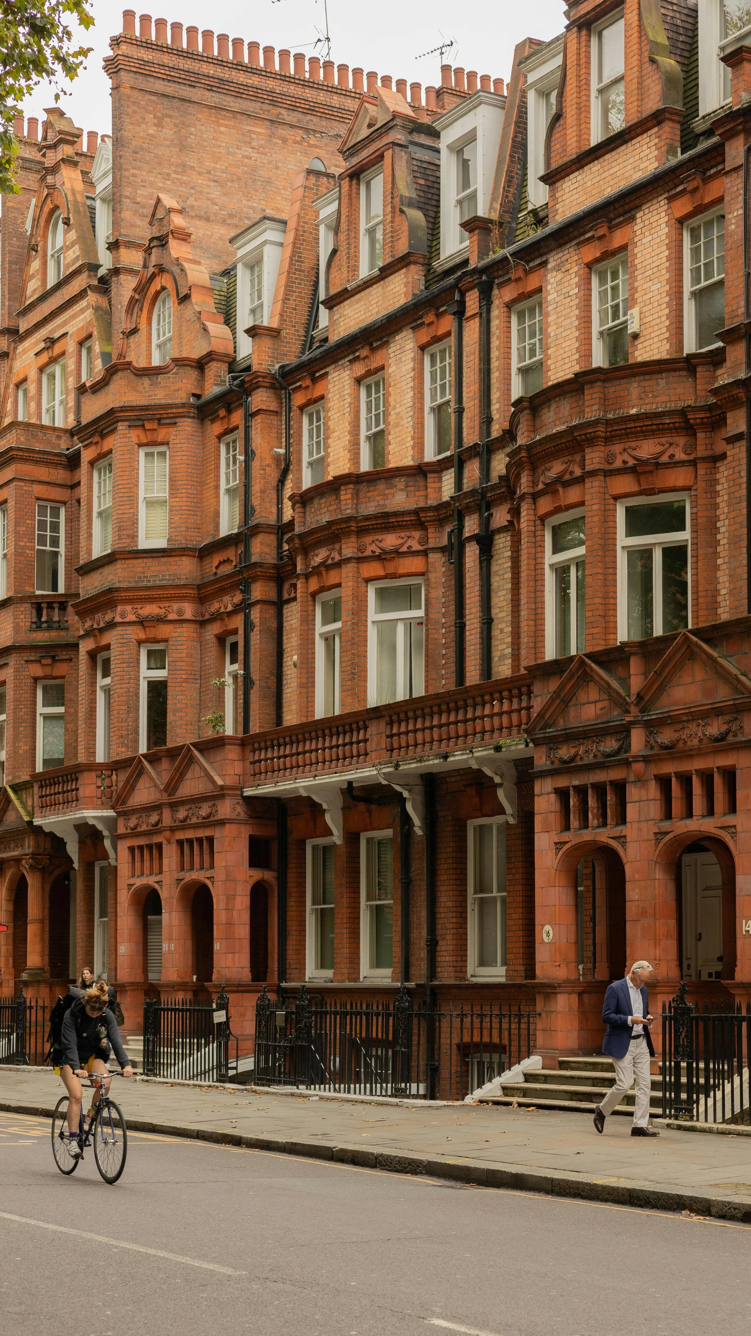 PRP Treatment Marylebone and Canary Wharf: London's Leading Doctor-Led Clinic (2026)