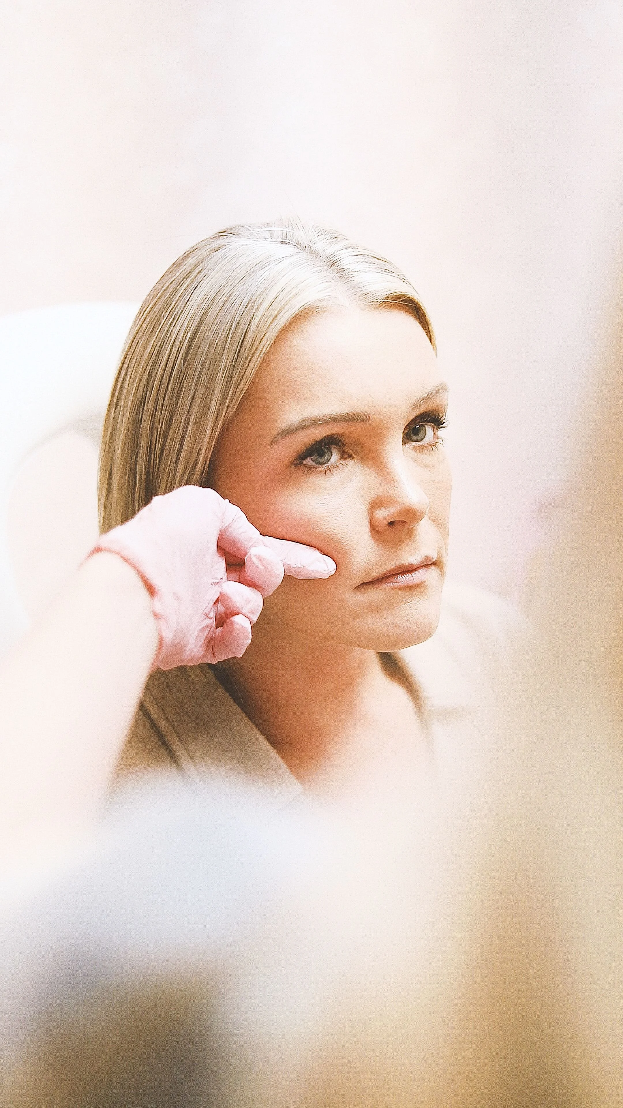 Sculptra Body Contouring in London. Doctor-Led Skin Tightening Without Surgery