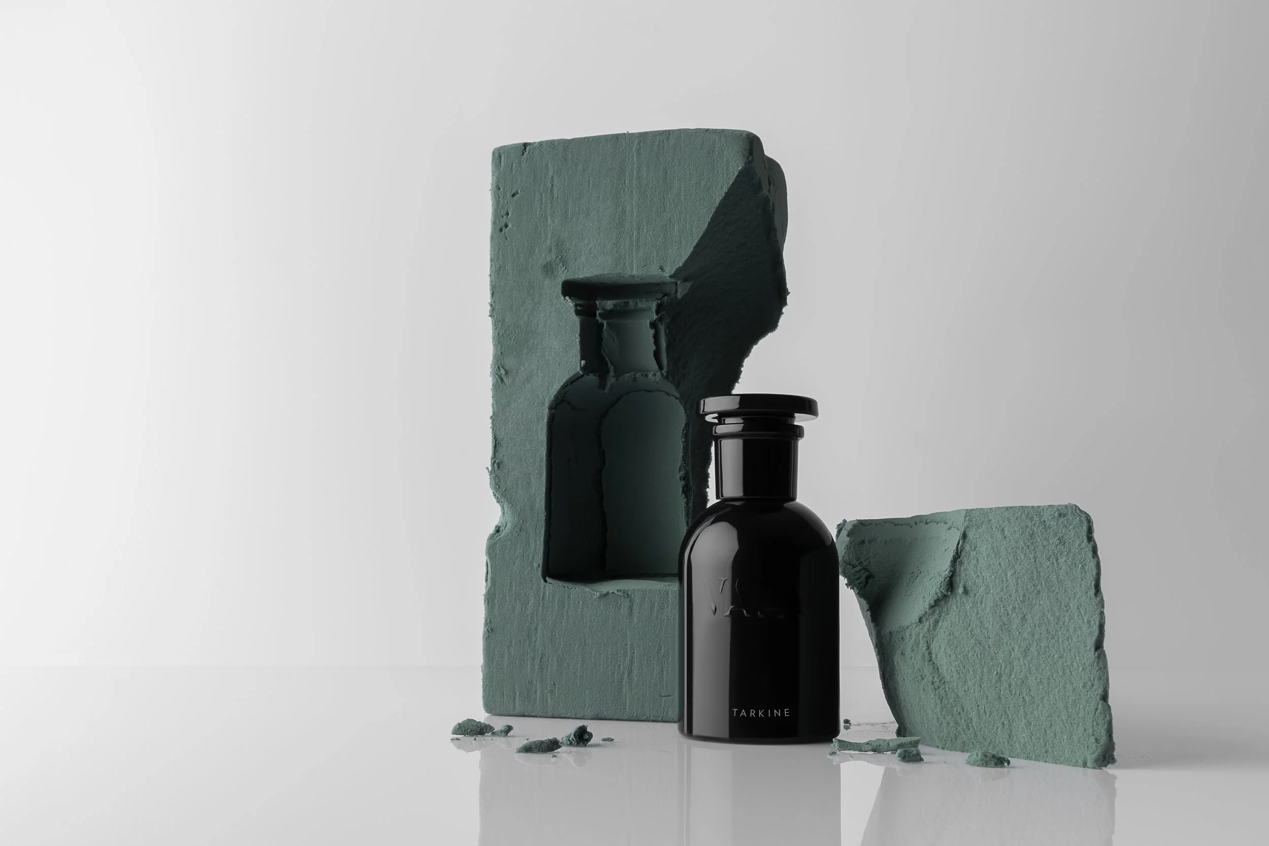 Vahy Tarkine 100ml_Scent Name.jpg