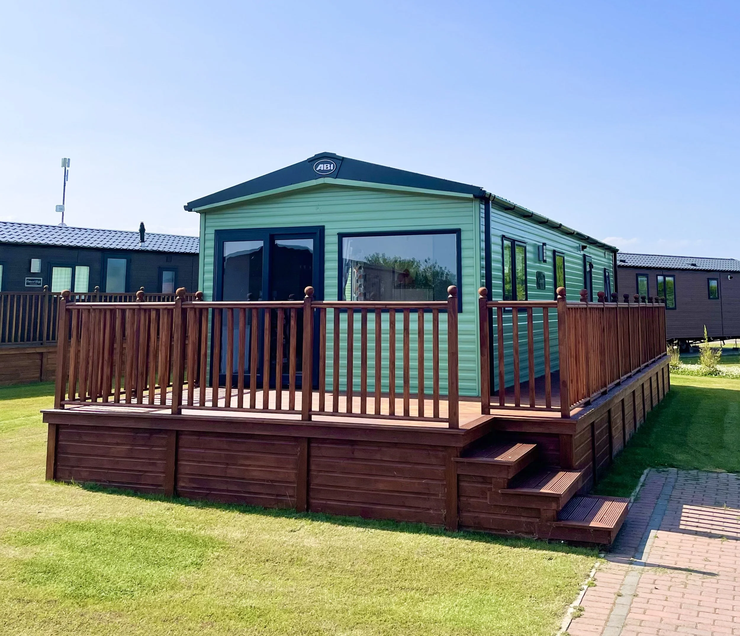 Holiday Homes For Sale Holderness Country Park — Holderness Country Park — Lodge Retreat Based
