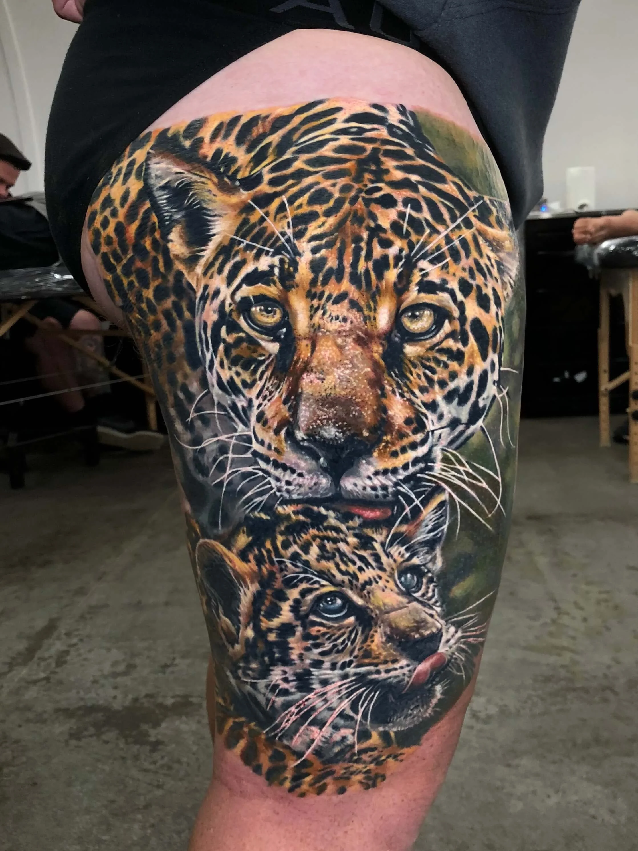 Leopard thigh- Ben Kaye.jpg