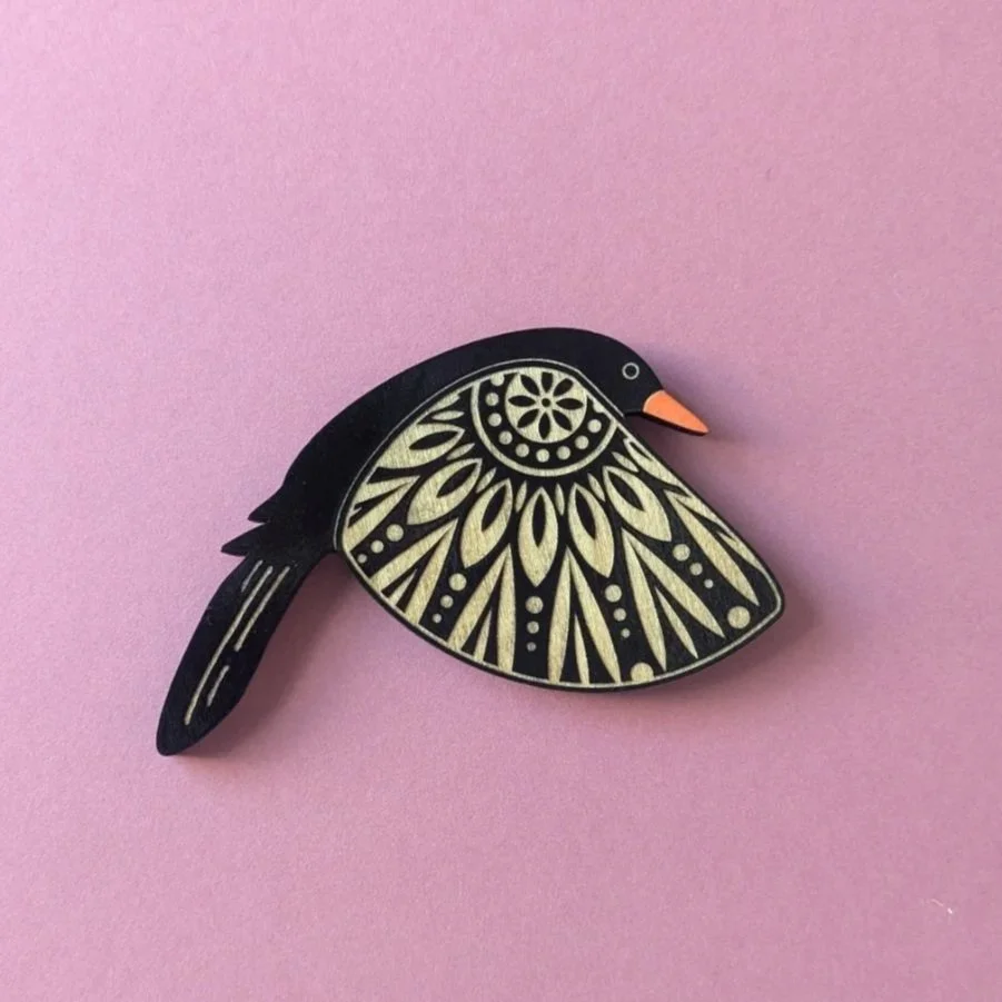 Folk Art Wooden Blackbird Wall Hangings - Design 3 (cwbb-12)