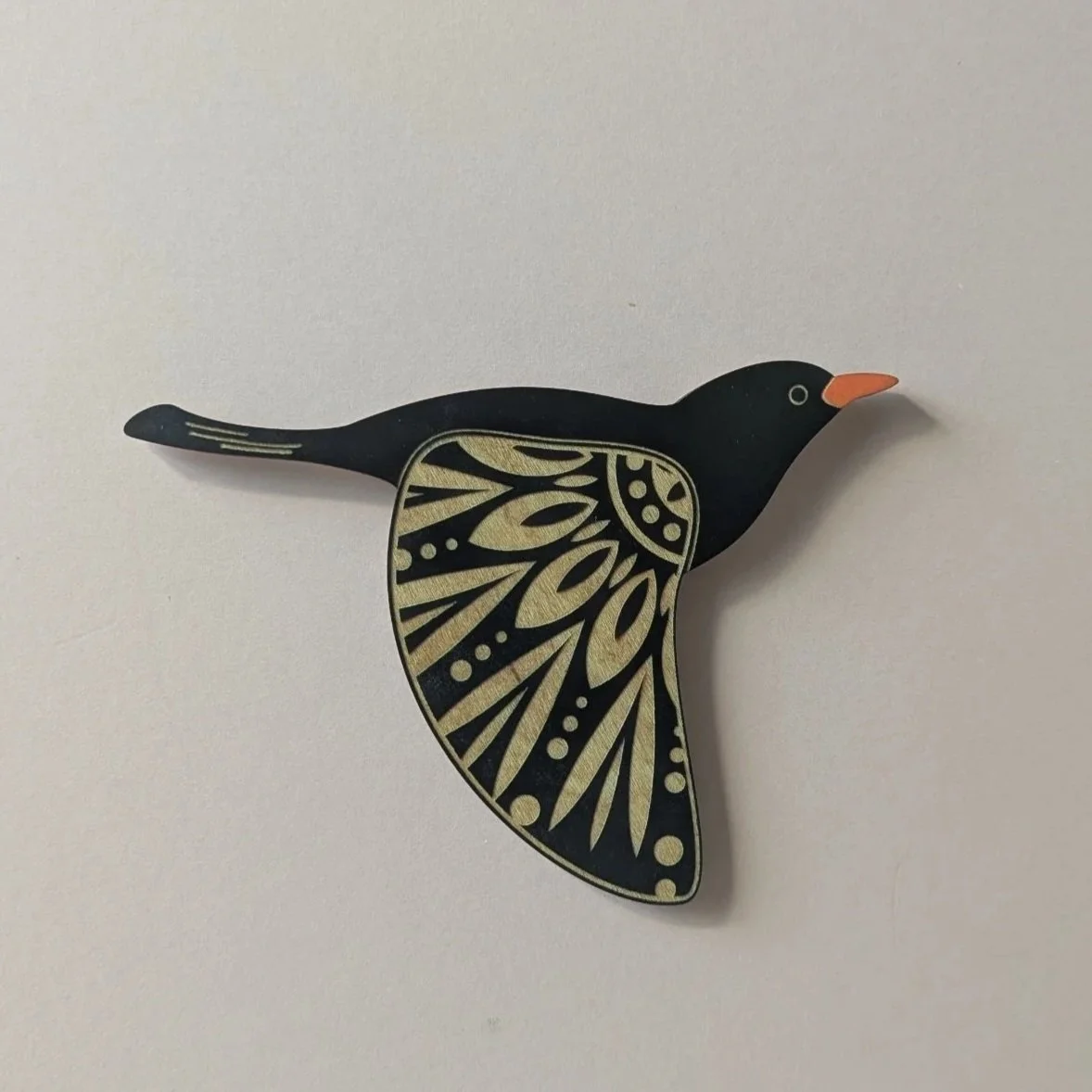 Folk Art Wooden Blackbird Wall Hangings - Design 1 (dwbb-14)