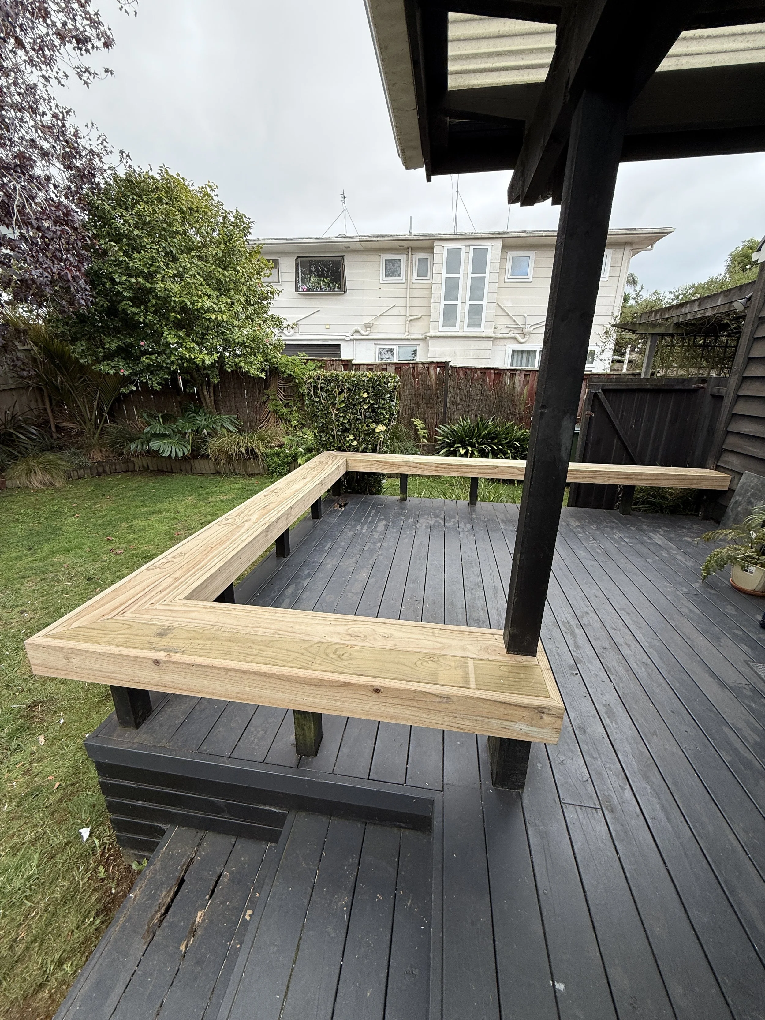 Built-in timber deck seating replacement completed at Onehunga Auckland property