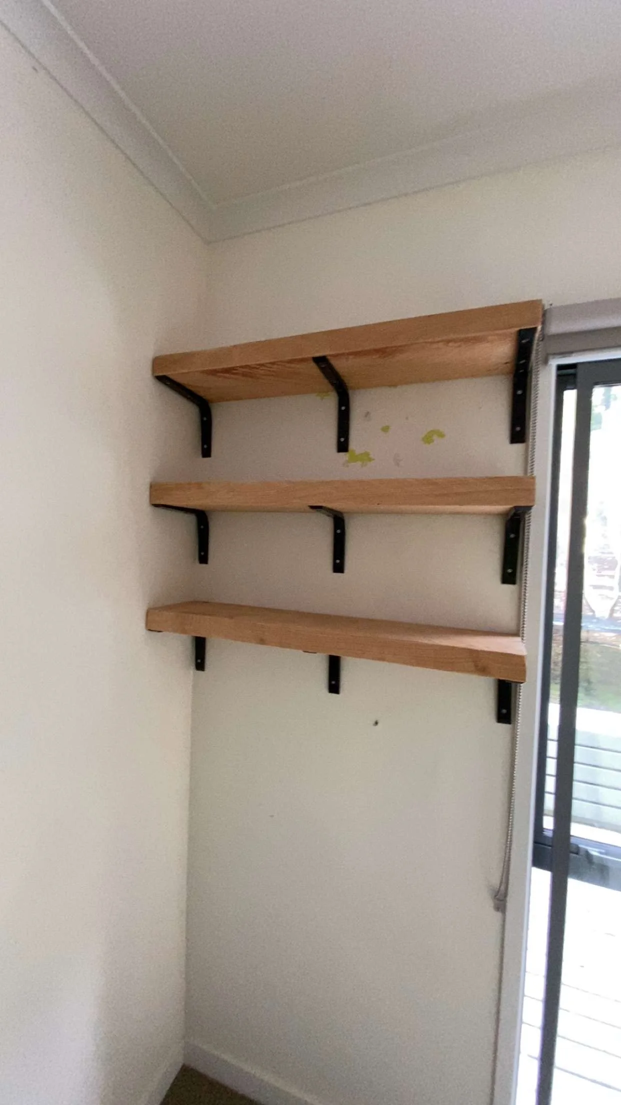 Shelving assembly and installation in Auckland by DCW Services