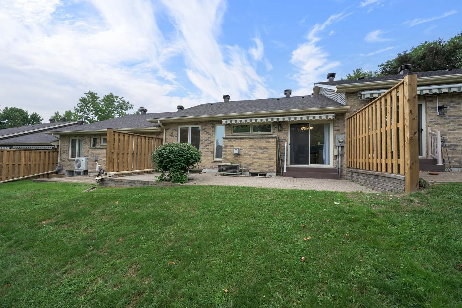 1241-hamilton-53-005.jpg