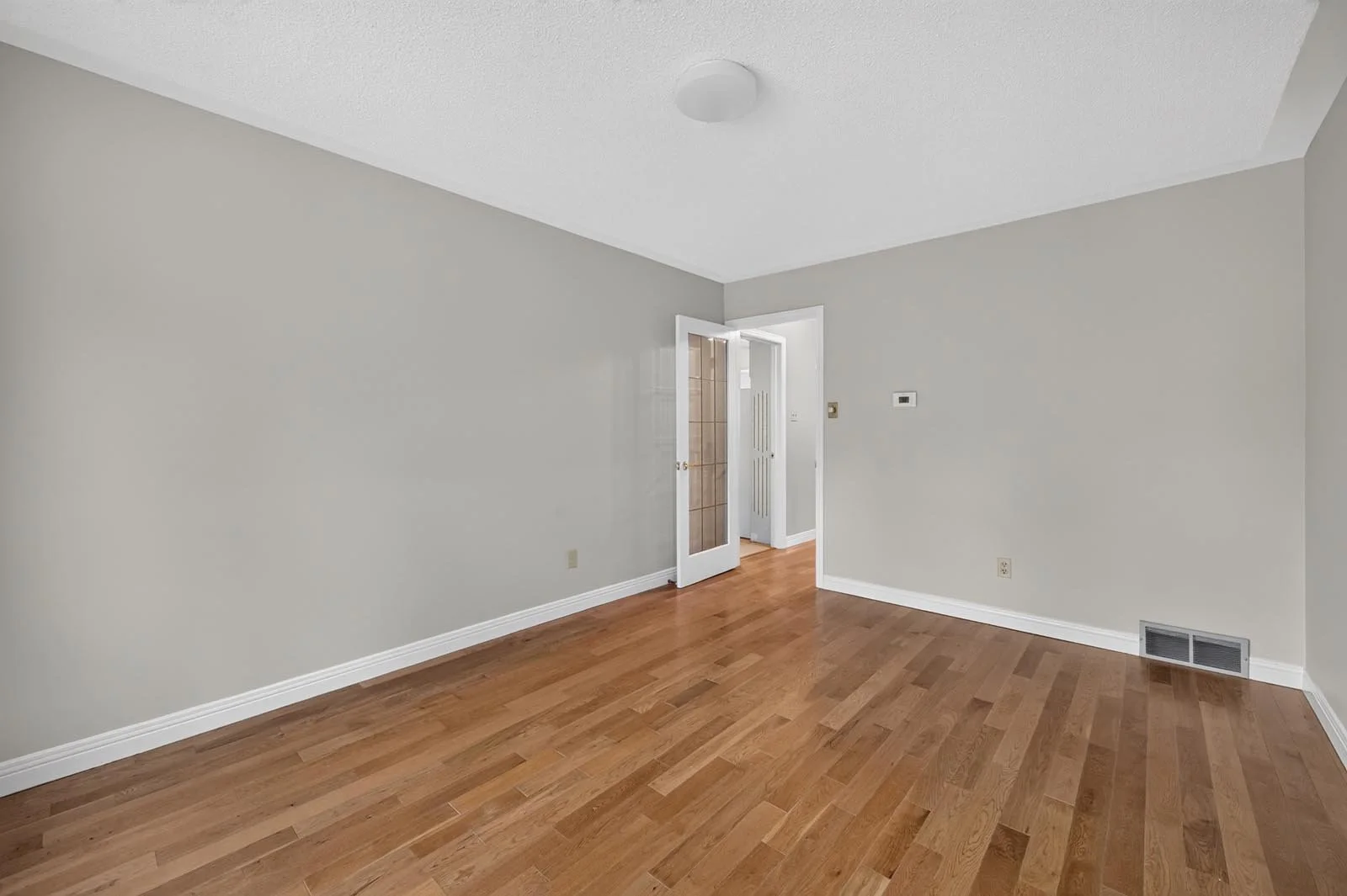 1000-griffith-015.jpg