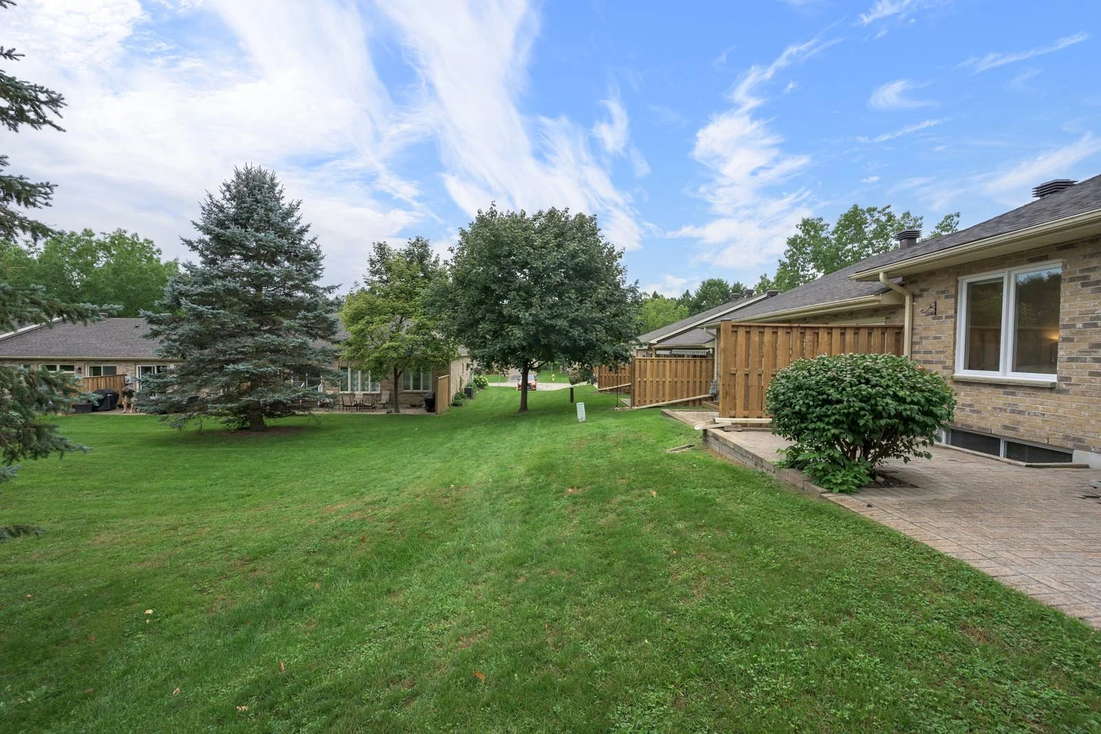 1241-hamilton-53-004.jpg