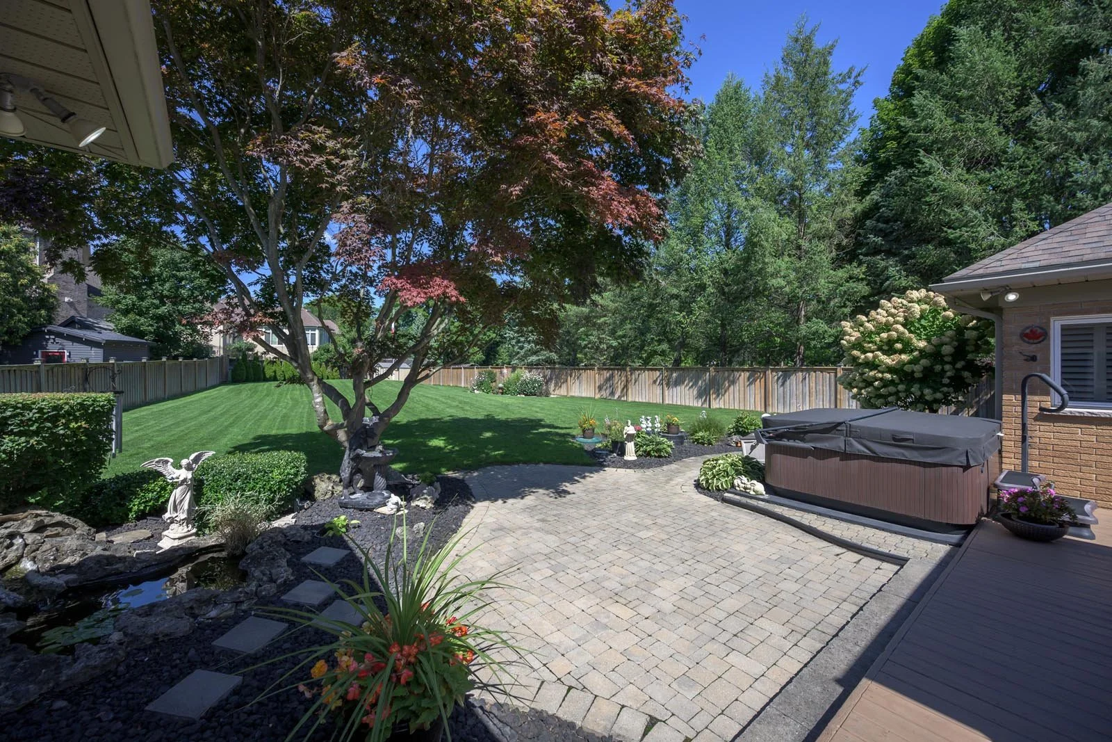 14-Northcrest-021.jpg