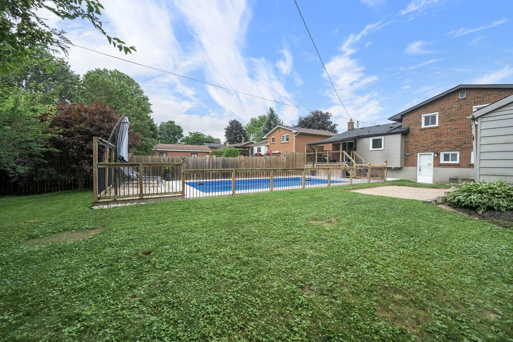 240-byron-014.jpg