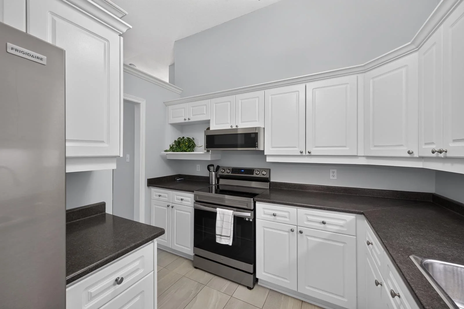 1241-hamilton-53-017.jpg