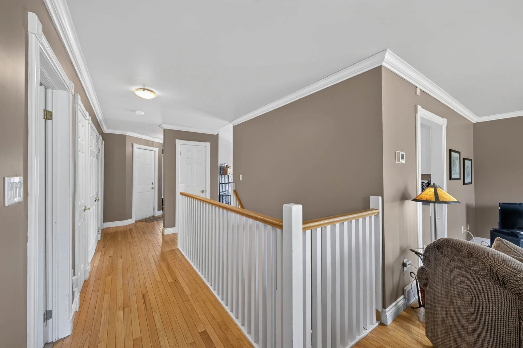58-EulaWhite-015.jpg