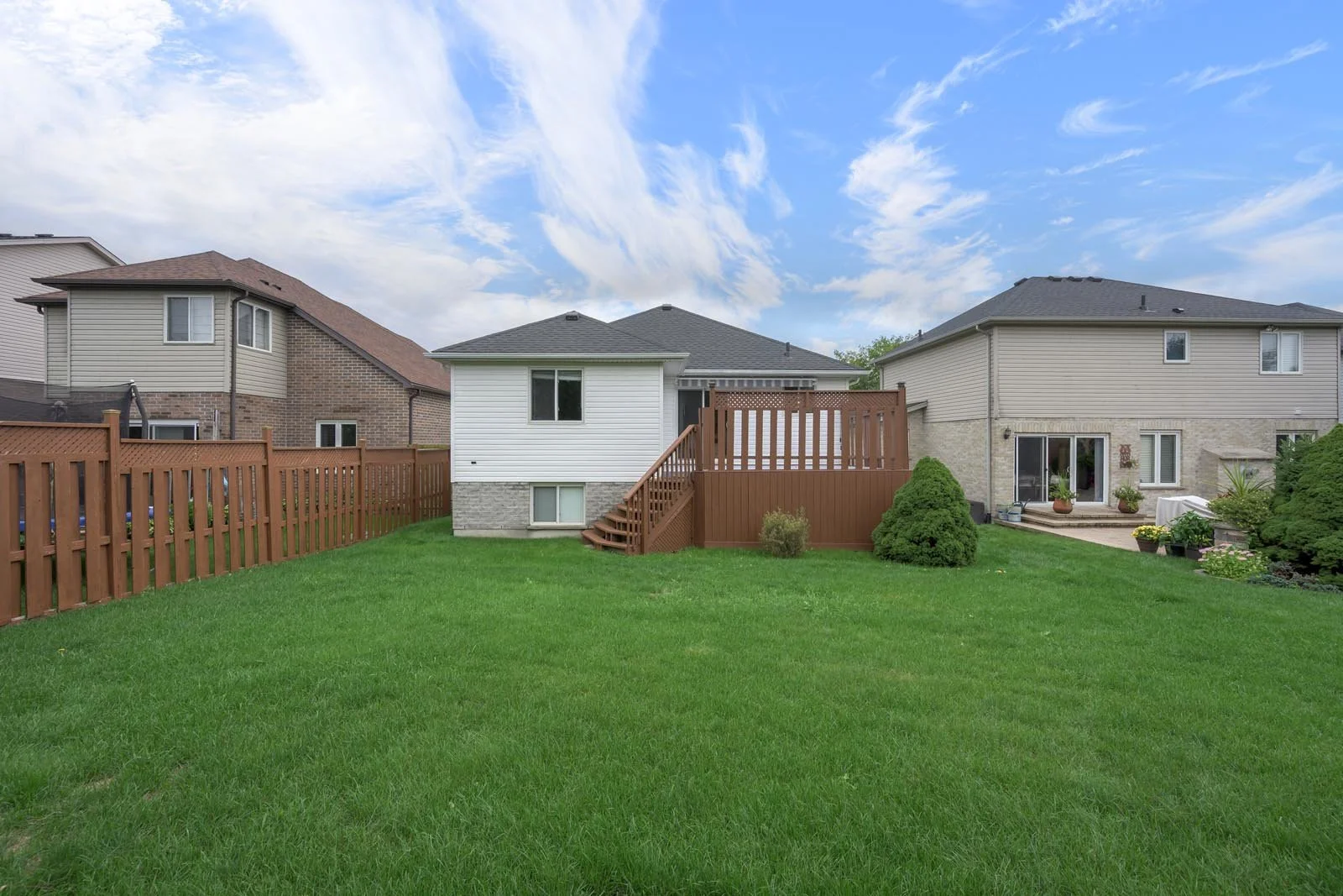 703-bramblewood-006.jpg