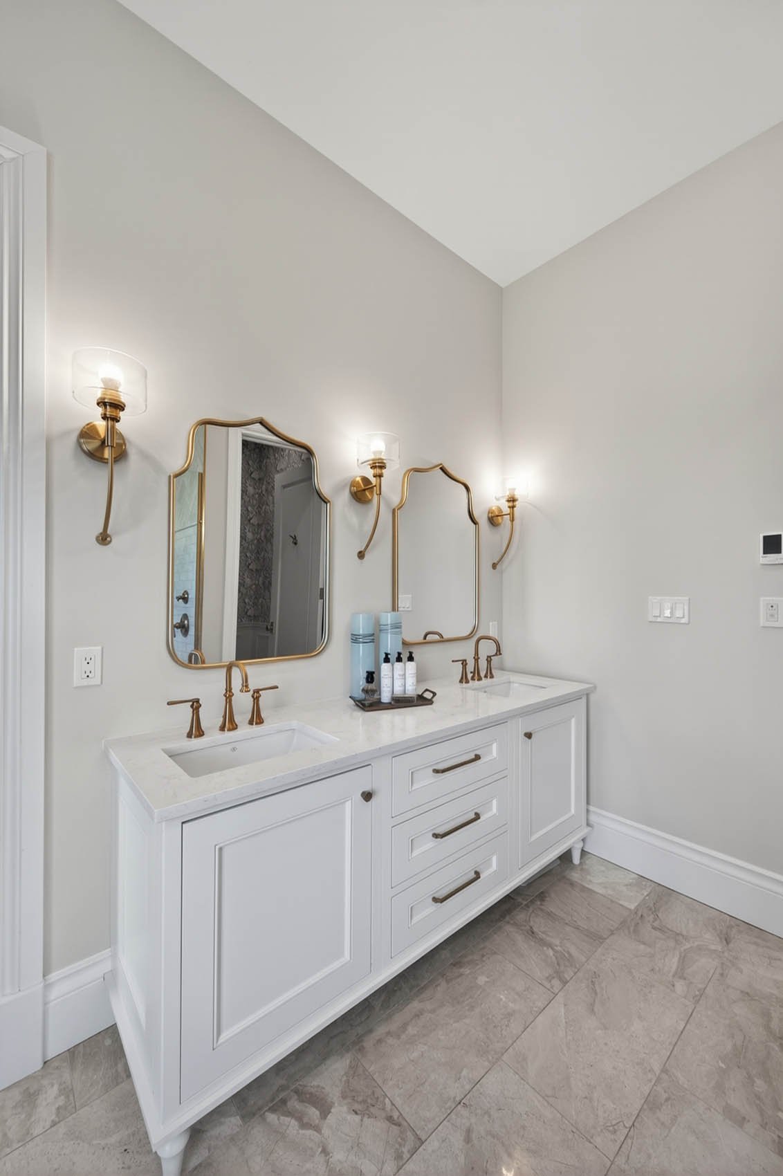 472715-southgate-0060.jpg