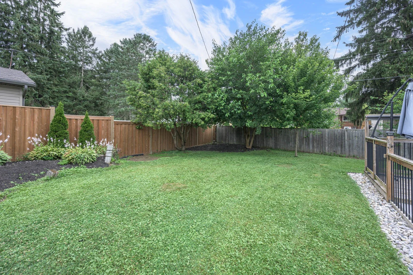 240-byron-010.jpg