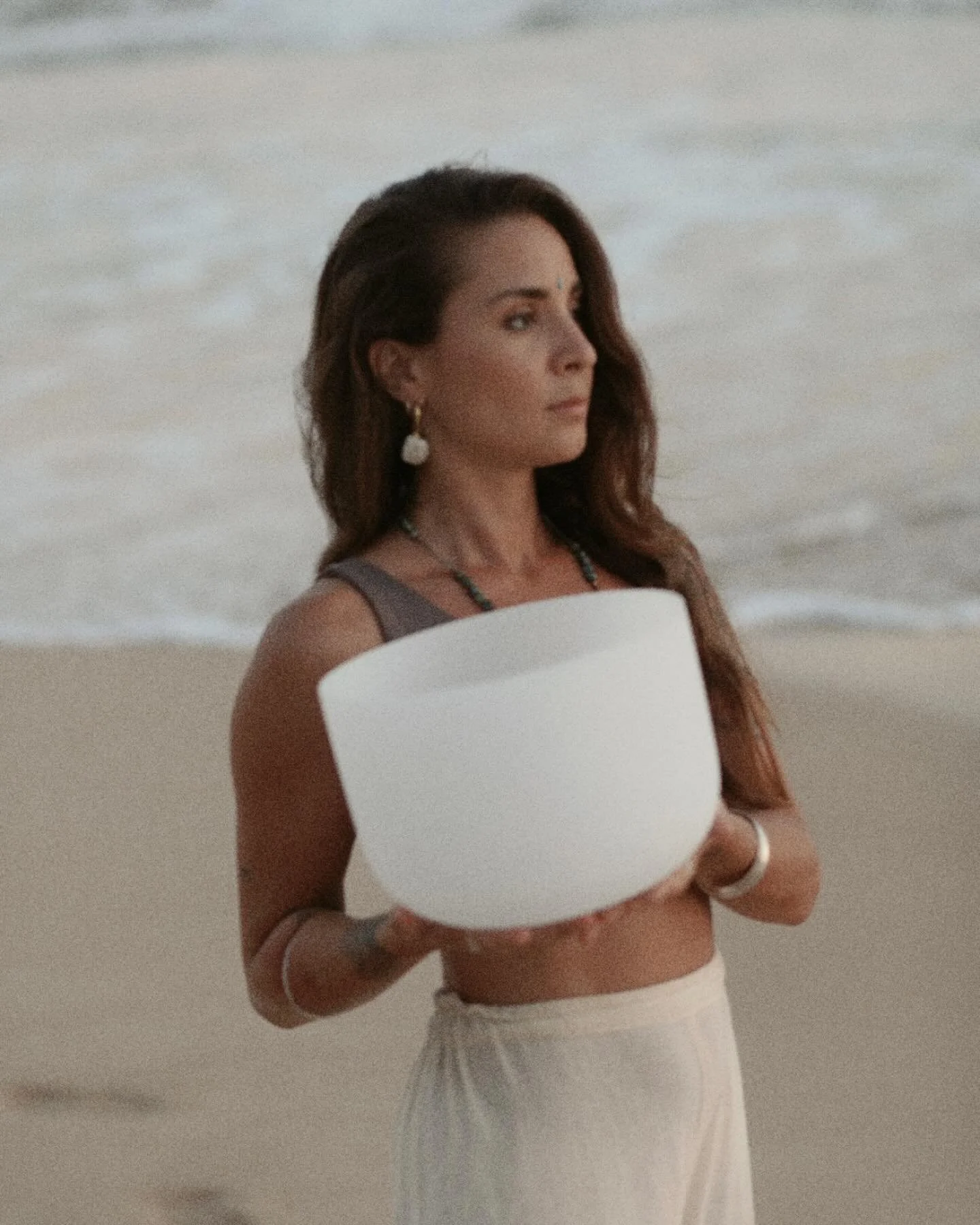 Slowly landing back into the beautiful embrace of Sri Lanka, I feel my heart softening, my nervous system settling into peace. It feels so good to be back. As I soften and relax, I feel a deep creative energy moving through me, a force ready to be ex