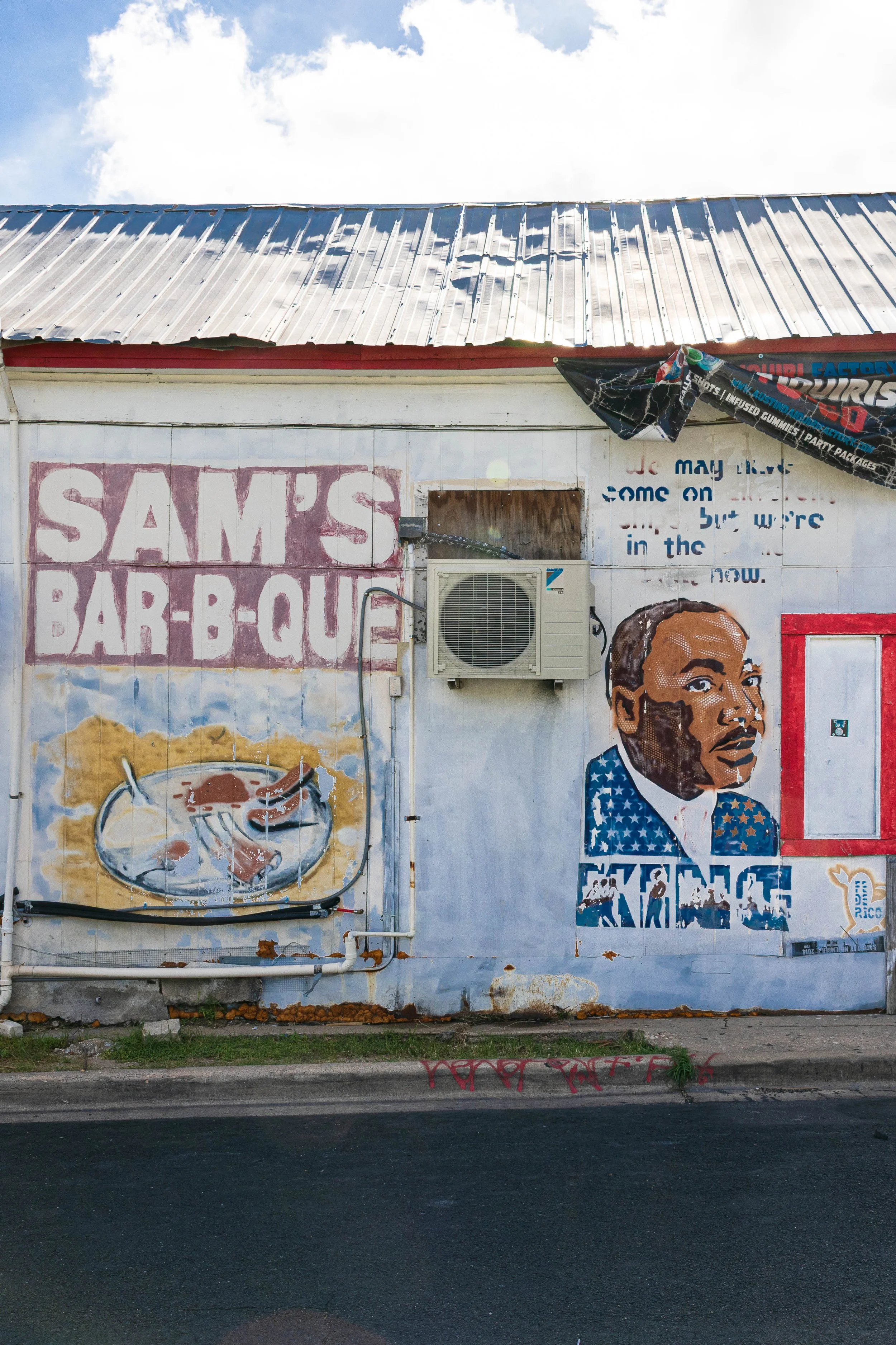 Sam's BBQ (TWest Photography)