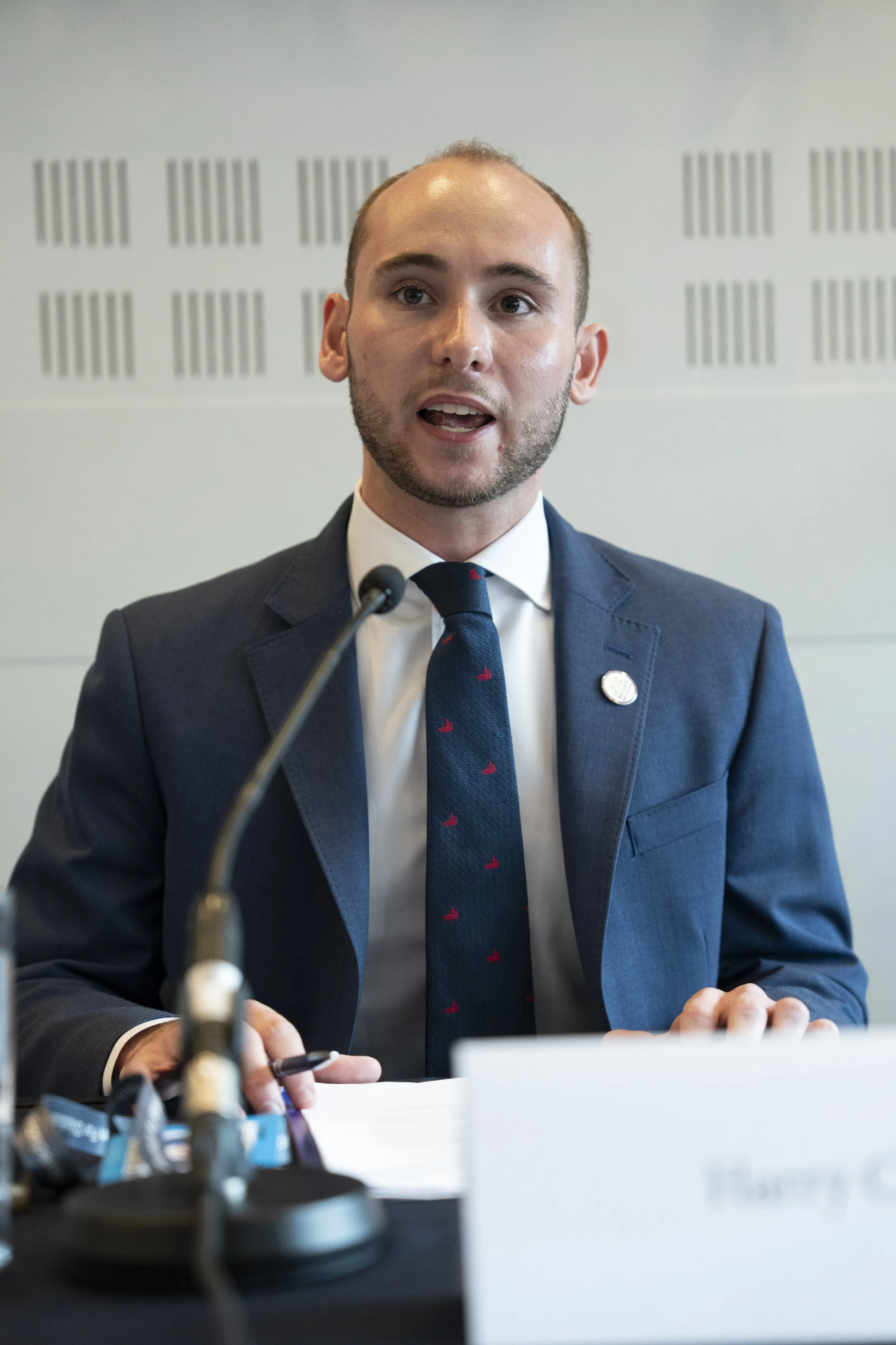061025_CGP_Diplomacy_019.jpg