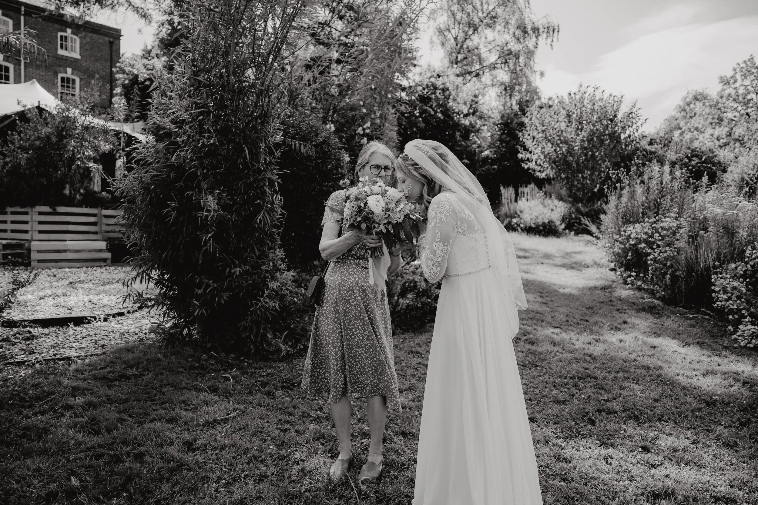 Hannah&Tom28.06.252025-Iiswilllowphotography2025-734.jpg