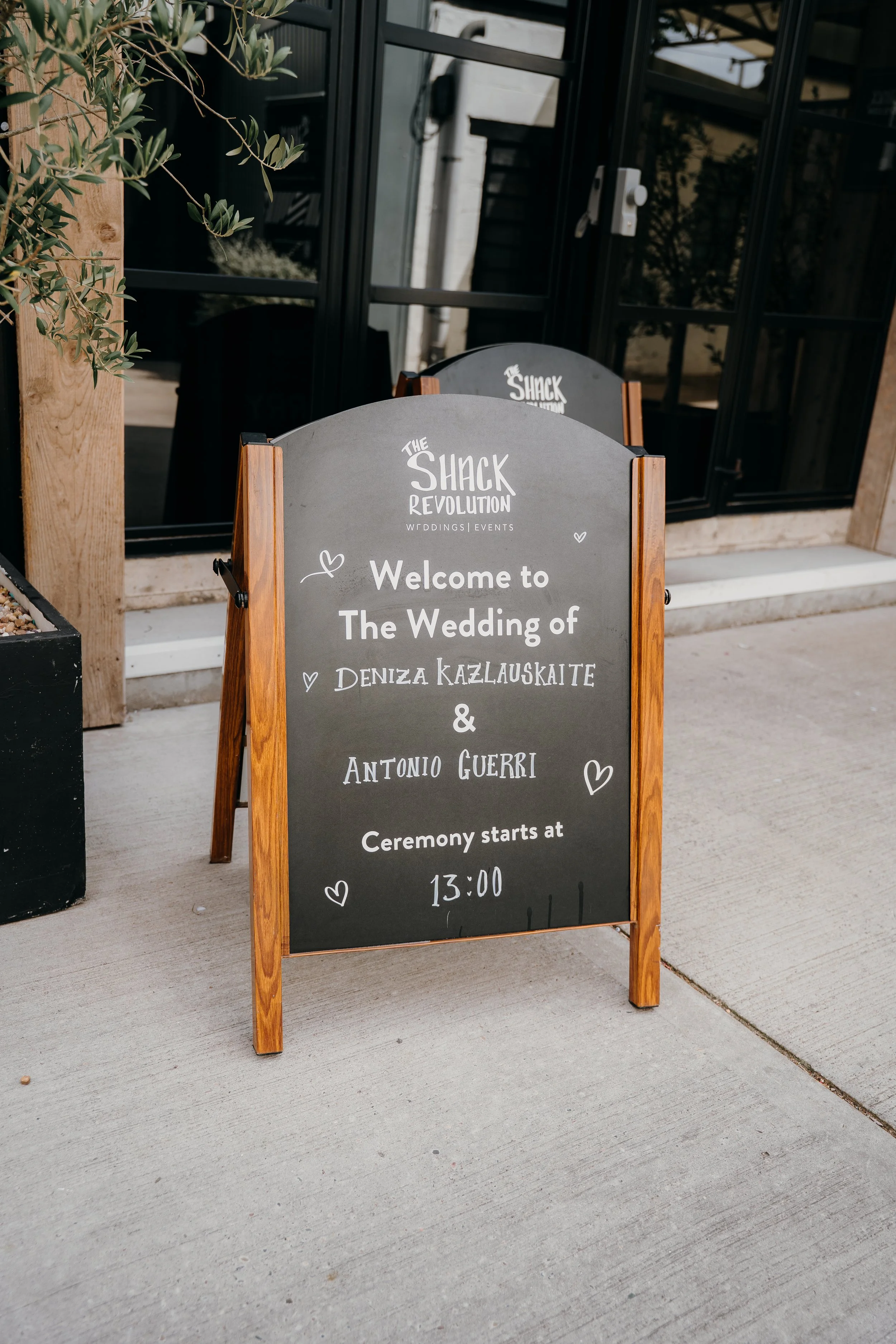 Deniza&Antonio-10-08--2025-Iiswilllowphotography-0043.jpg