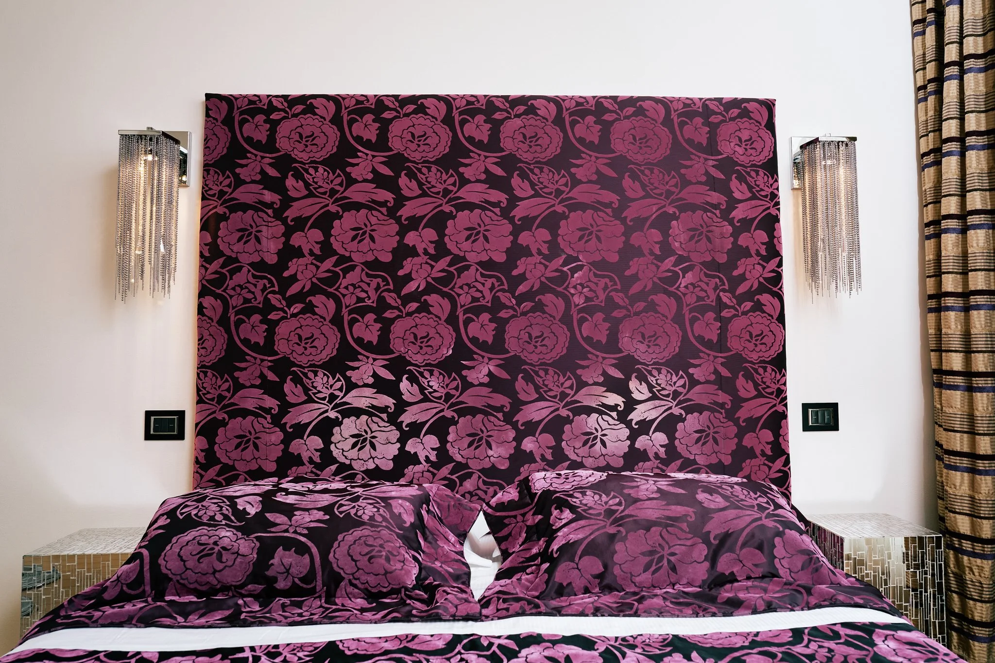 AD SIDERA_B&B3215.jpg