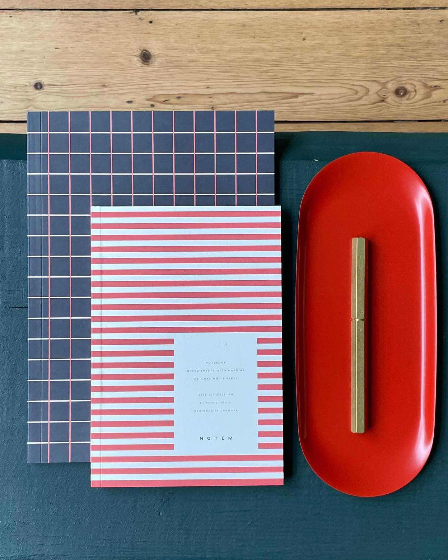 Stripes or squares? Green, blue or red?  Small or big? Which combo is for you 🤩? 1️⃣2️⃣3️⃣or 4️⃣ ?

P A P I E R. Paper, drawings &amp; more

~~~
#papier #papierbrussels #papeterieoriginale #papeterie #stationerystore #stationeryaddict #stationerylov