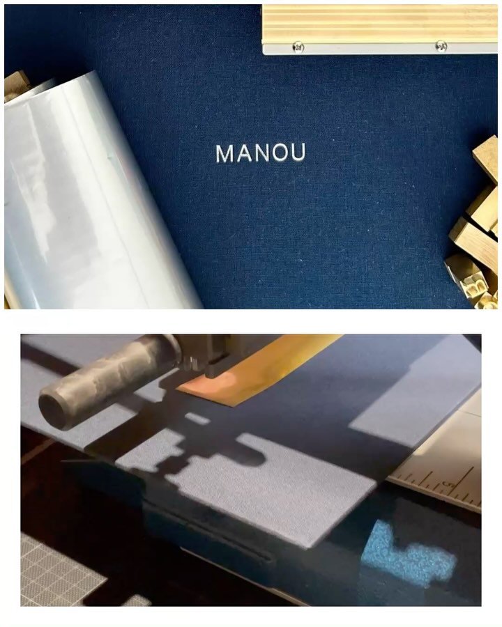 Pensez-y pour comme cadeau de mariage, de naissance ou d’anniversaire. 💍👶🏻 🎂
Sur du papier, sur du carton, de la toile ou du cuir.
Sur un livre d’or, une boîte ou un album du voyage 🌏🧳. Ou le plus simple des carnets…
O