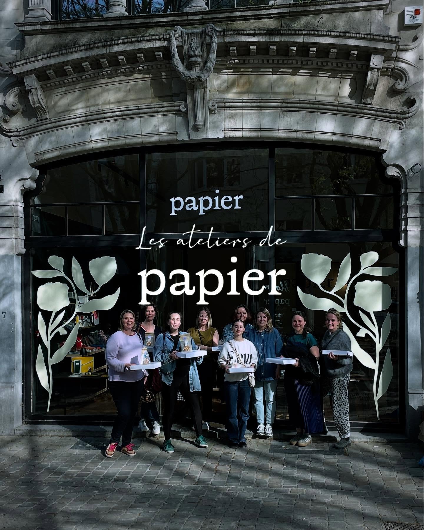 En un an, on a proposé une bonne vingtaine d’ateliers.✒️🖌️📚🖼️🌸🍪✂️📐🎨
Et pour être honnête, au départ c’était un peu un pari… 🚣🏻
Pourtant, le bilan après un an est plus que positif🤞🏻