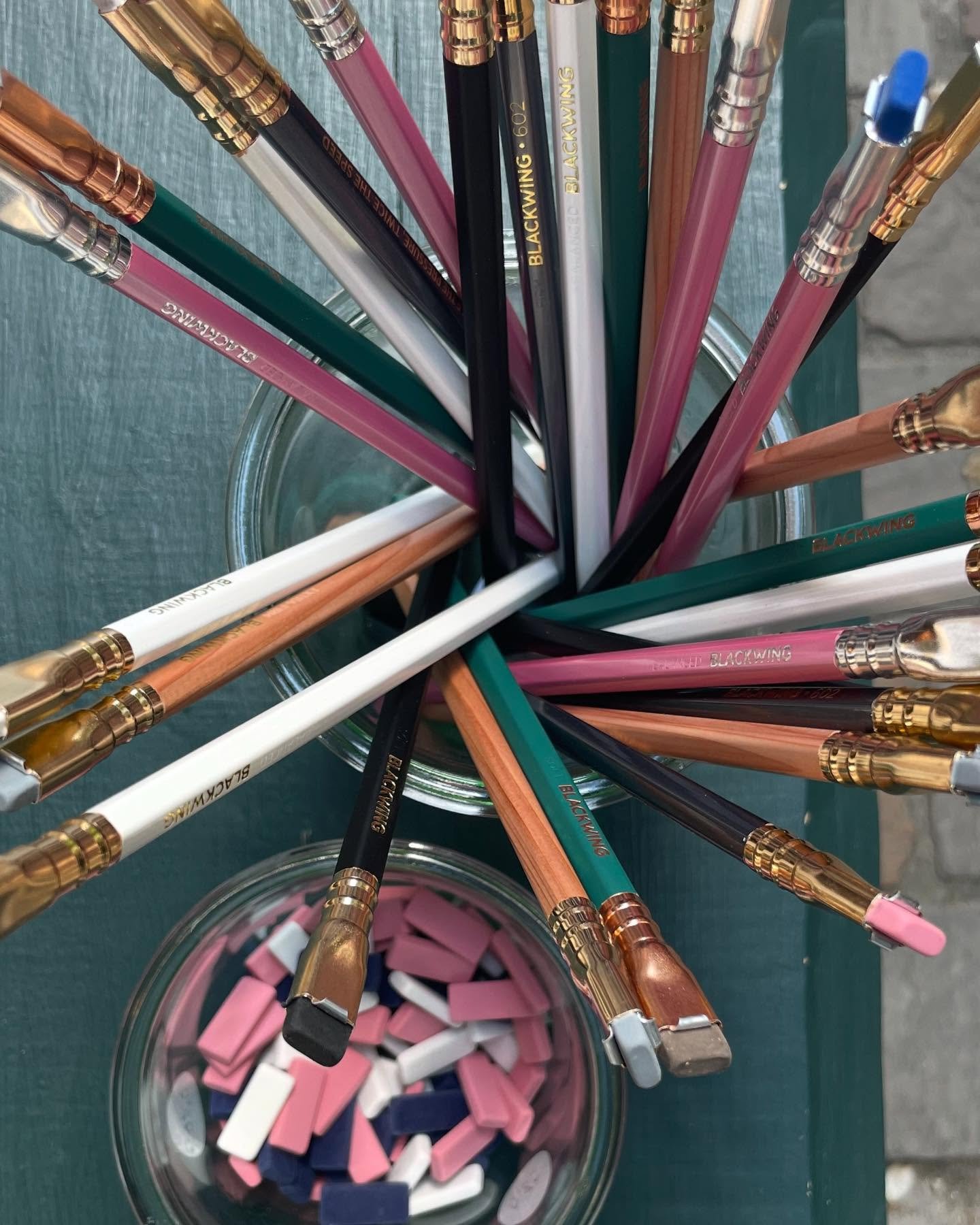 New arrival: @blackwing pencils are finally here !
Soft, firm, balanced, or extra-firm: tailored to how you write and draw.
Refillable erasers, efficient sharpeners, iconic design: a must-have for those who know! ✏️📝🫶🏼
P A P I E R Paper, drawin