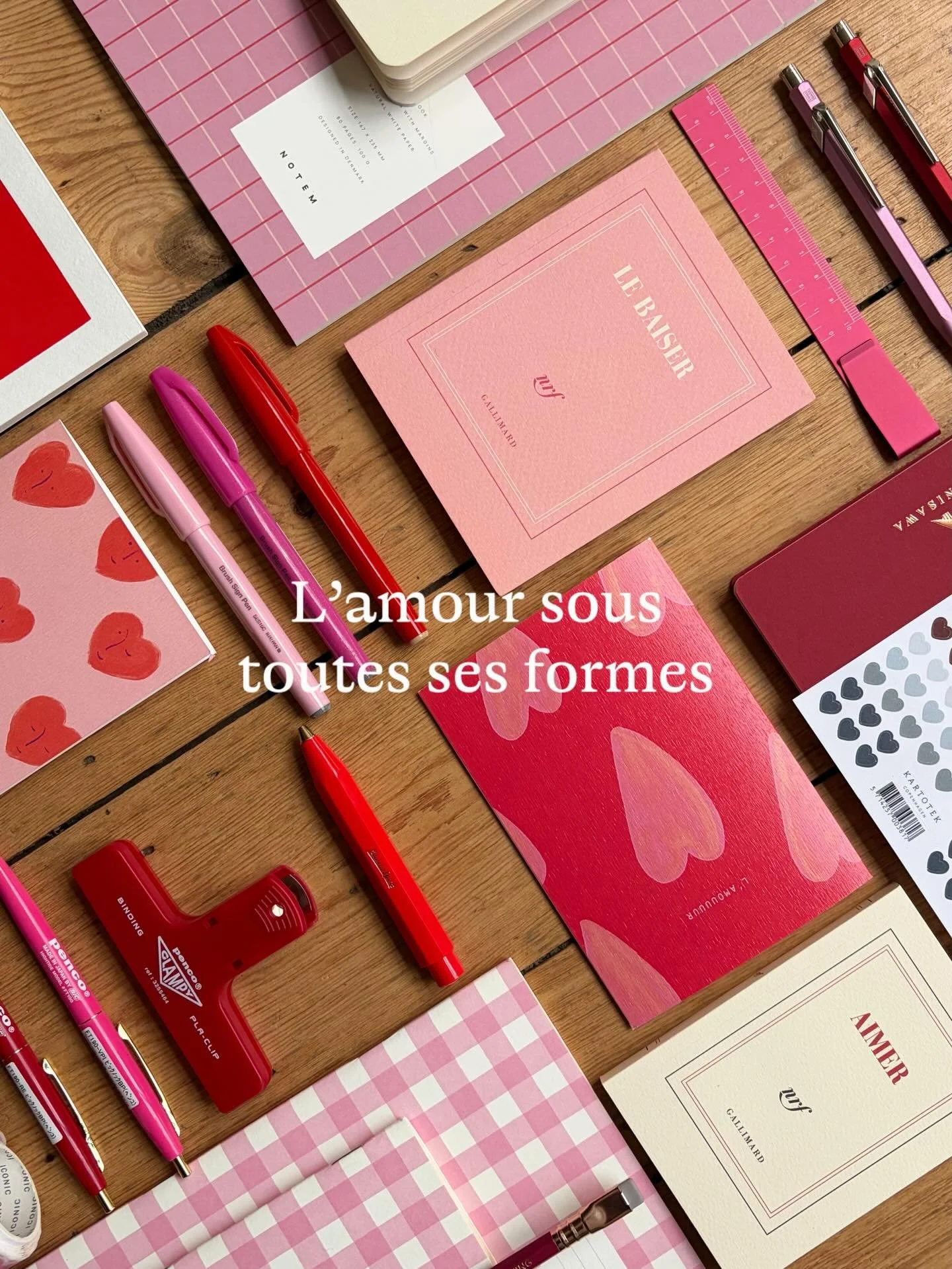 &Agrave; ceux qui veulent d&eacute;clarer leur amour &agrave; un amoureux&bull;se, un ami&bull;e ou &agrave; leur famille. Aux amoureux de l&rsquo;amour, de la vie, du papier et des petits gestes qui font la diff&eacute;rence. On a pens&eacute; &agra