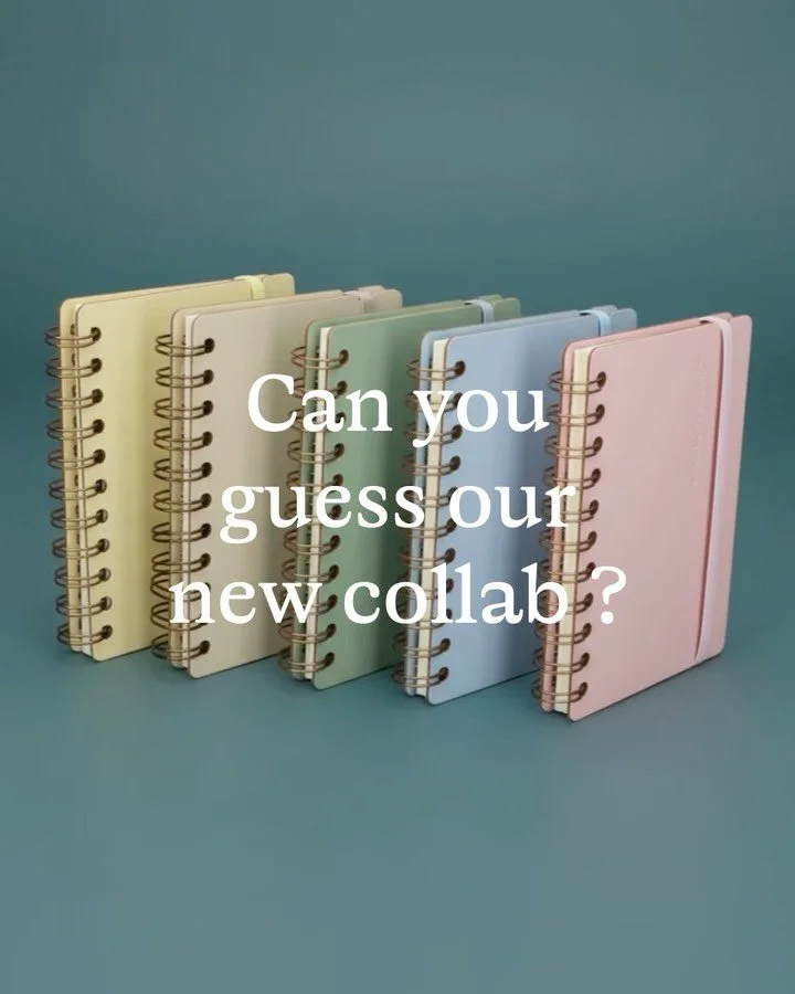 We&rsquo;re so happy to welcome our friends from @vacavaliente for a special collaboration. 🌈
We already loved the brand for its recycled leather♻️, now we love it even more for the new shades. 
Discover - exclusively at Papier - the deskpads, noteb