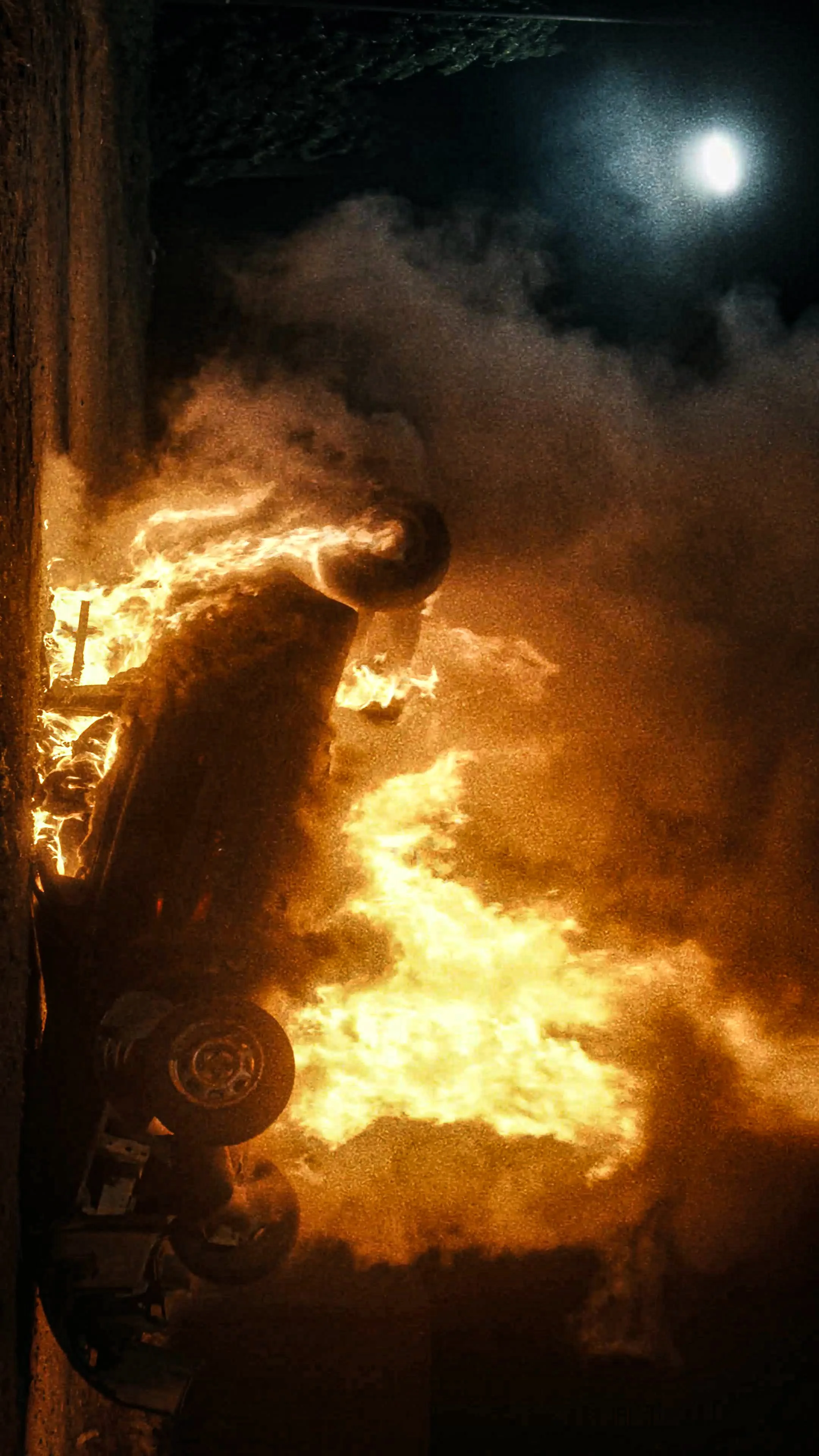 frame_4879.jpg
