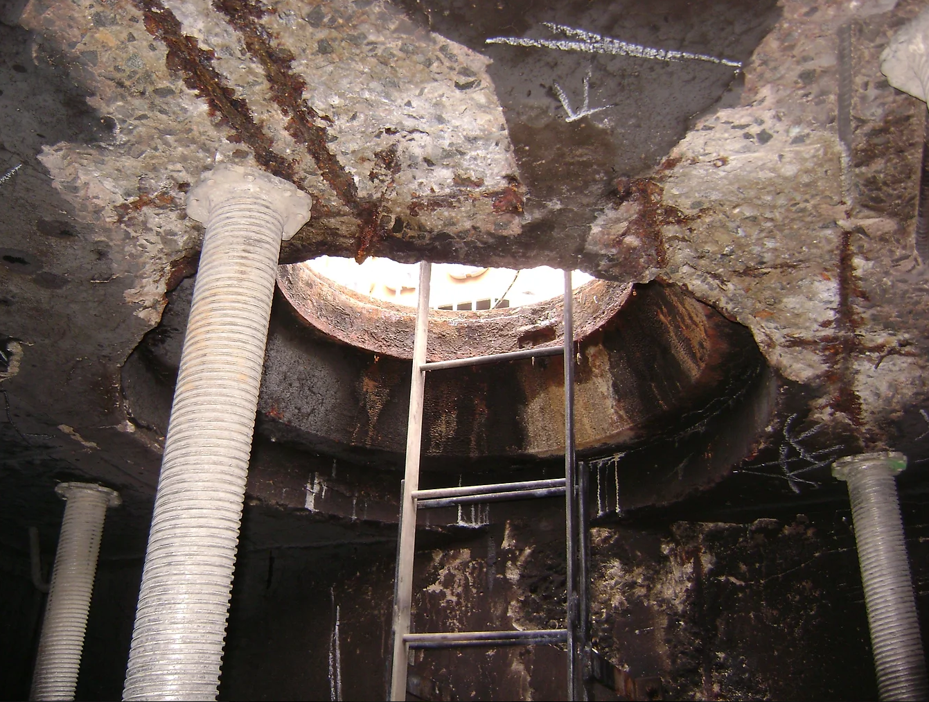 Electrical Vault Fire Damage.PNG