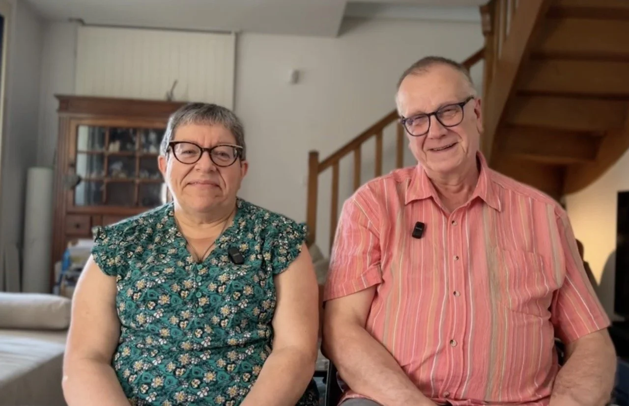 Corinne et Charles-André, retraités à Chelles, chez eux après leur vente partielle avec Merci Prosper