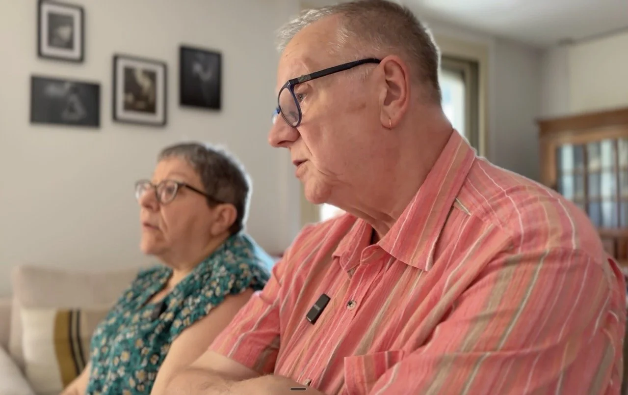 Corinne et Charles-André expliquent les problématiques qu'ils ont rencontrées avant de découvrir Merci Prosper.